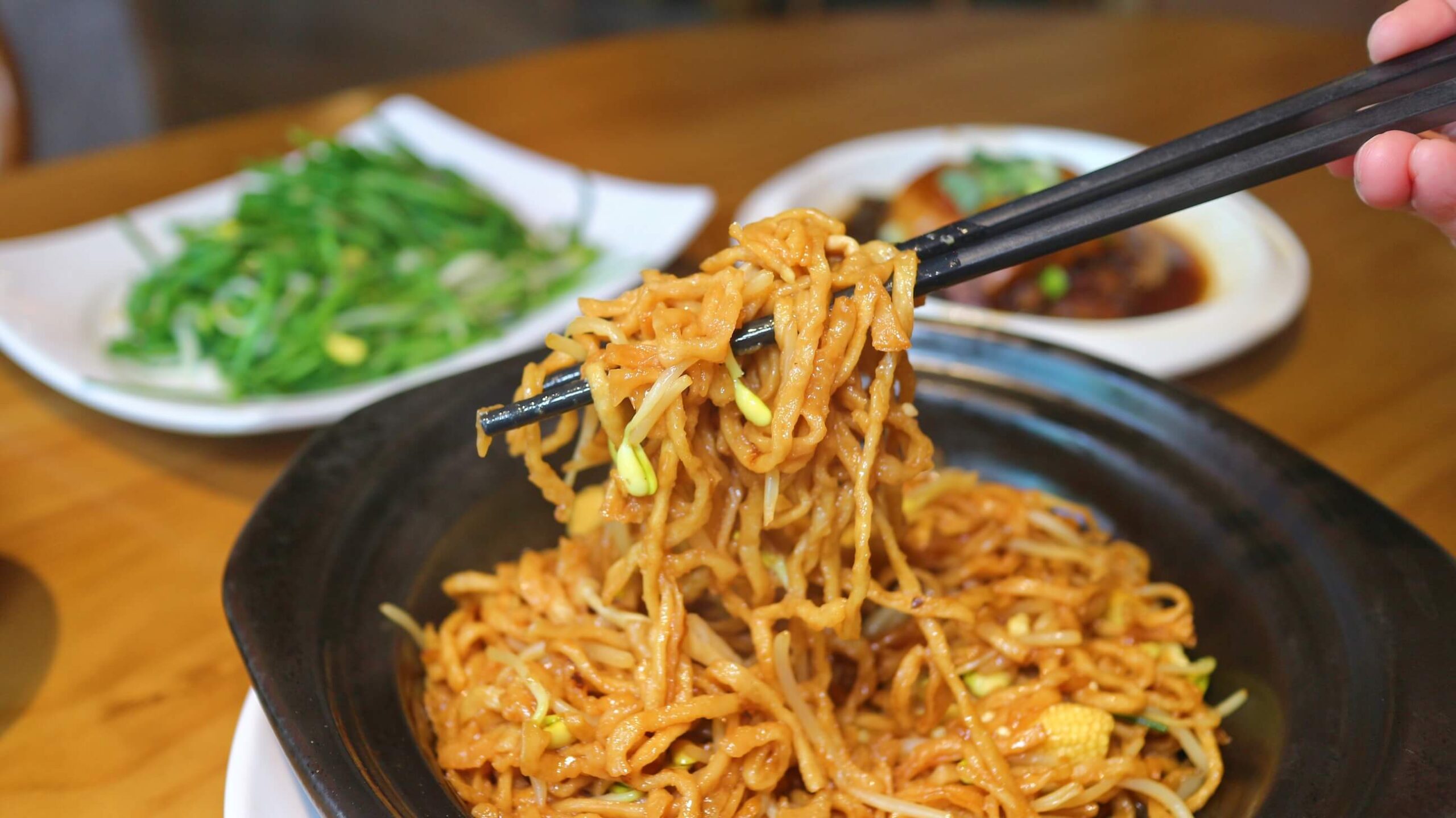 桃園美食｜小紅樓砂鍋菜、新鮮美味現煮、一鍋澎湃到底、桃園包廂餐廳！ @💕小美很愛嚐💕