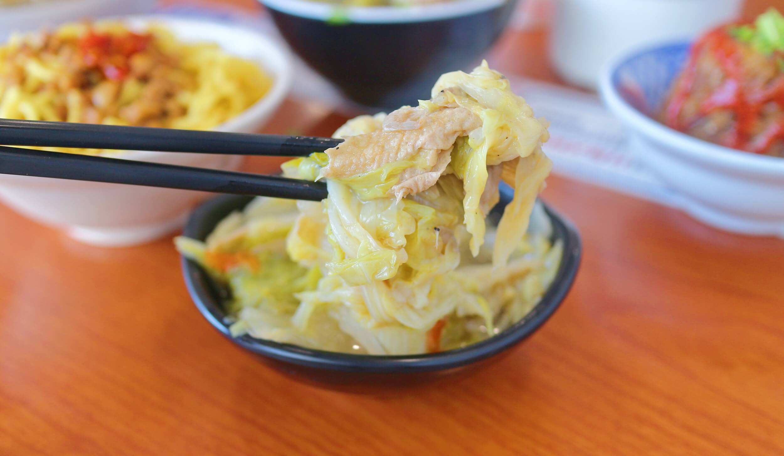 台中水湳美食｜王爺王肉羹、日賣700碗肉羹、辦桌美味食尚玩家推薦、台中必吃美食、鄰近中央公園！ @💕小美很愛嚐💕
