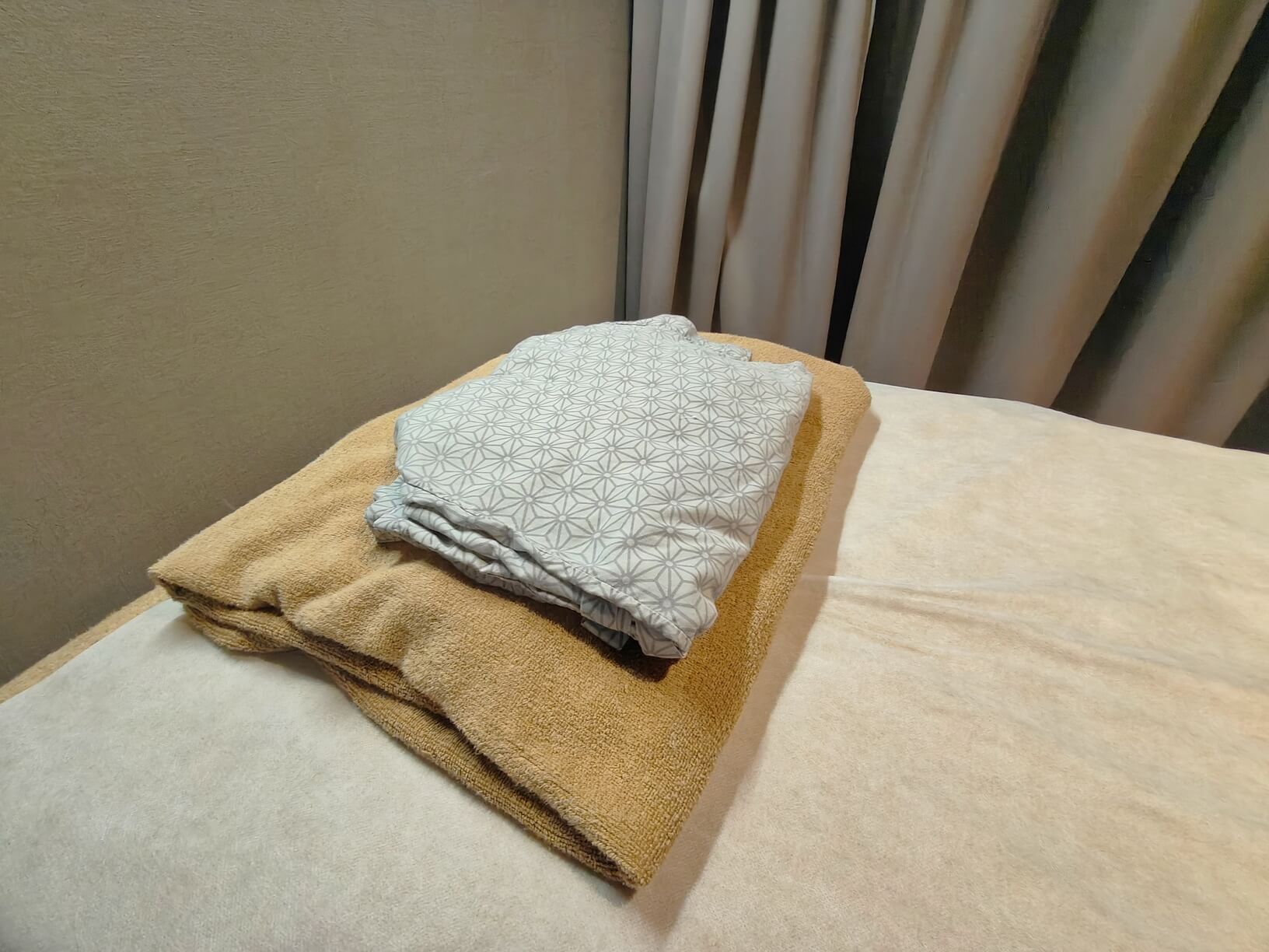 龍山寺按摩｜雲心閣養生會館、全身+腳底按摩2小時只要1000、24H按摩全身心放鬆的頂級享受！ @💕小美很愛嚐💕