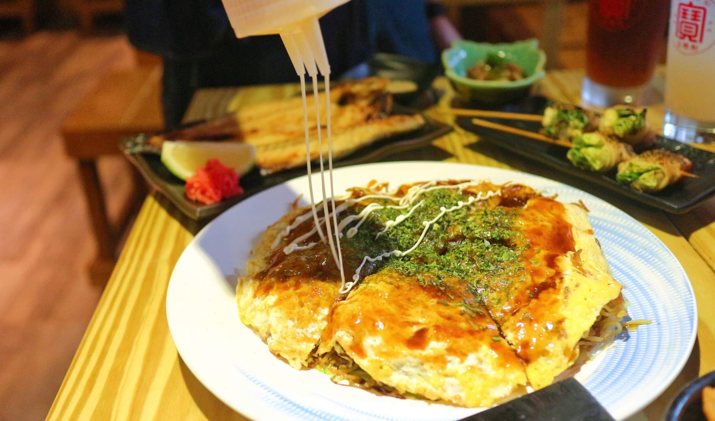 永和居酒屋｜御村居酒屋 (廣島燒）、正統廣島燒免出國一秒吃到日本好味道、營業到凌晨一點、永和宵夜推薦！ @💕小美很愛嚐💕