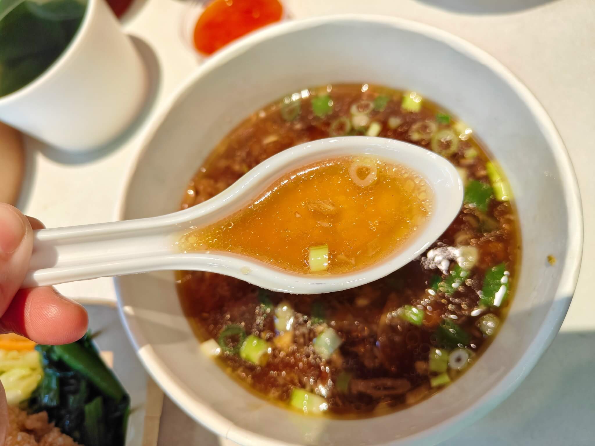 台中美食｜一力發、向上市場內26年老店、超人氣在地平價便當推薦、比臉大雞排！ @💕小美很愛嚐💕