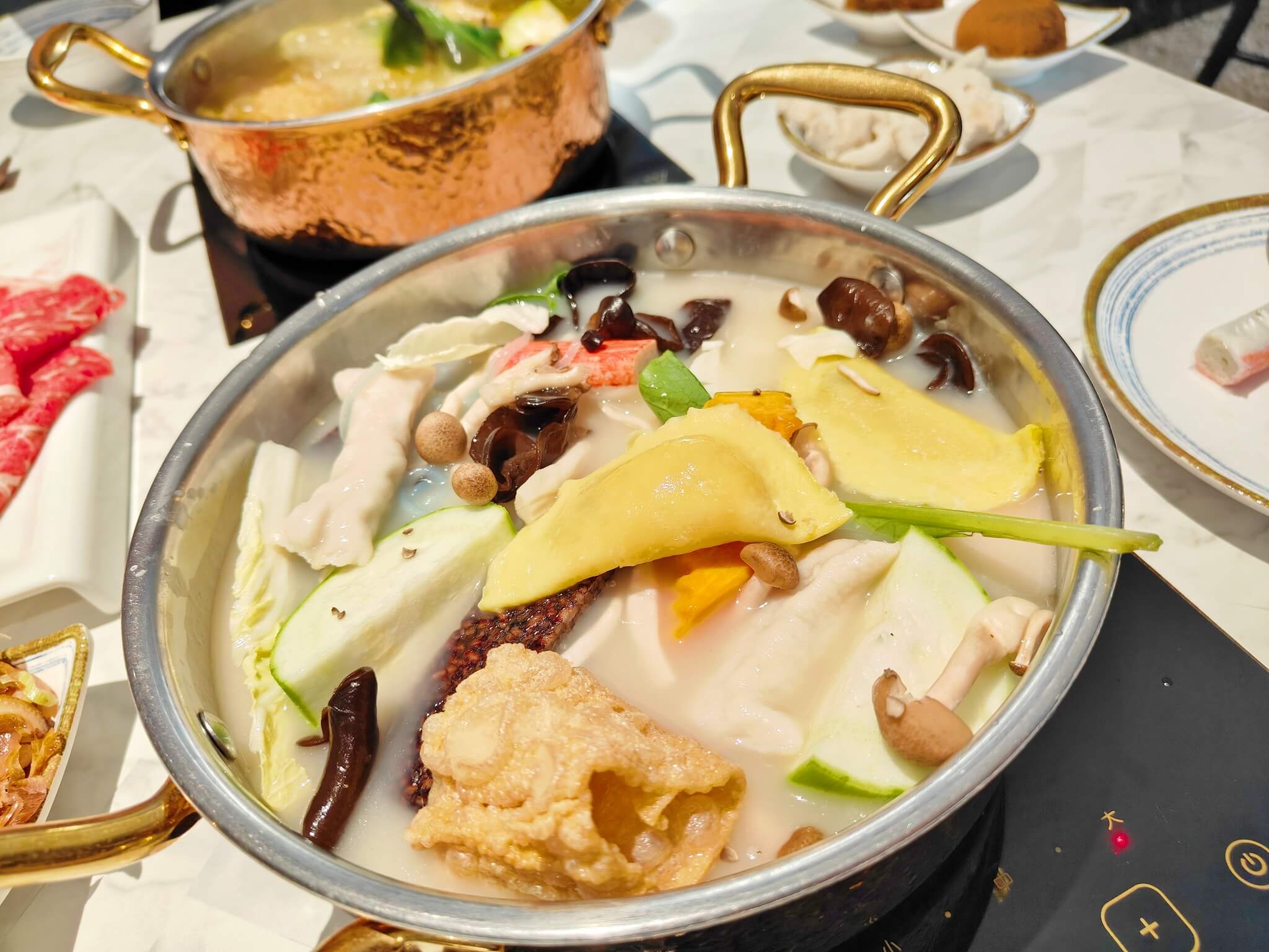 三重美食｜貝斯鍋物、399火鍋吃到飽、生日還會送一粒「肉肉蛋糕」！ @💕小美很愛嚐💕