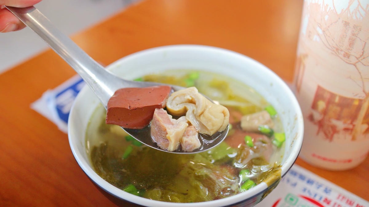 台中水湳美食|王爺王肉羹、日賣700碗肉羹、辦桌美味食尚玩家推薦、台中必吃美食、鄰近中央公園! - 第25張圖