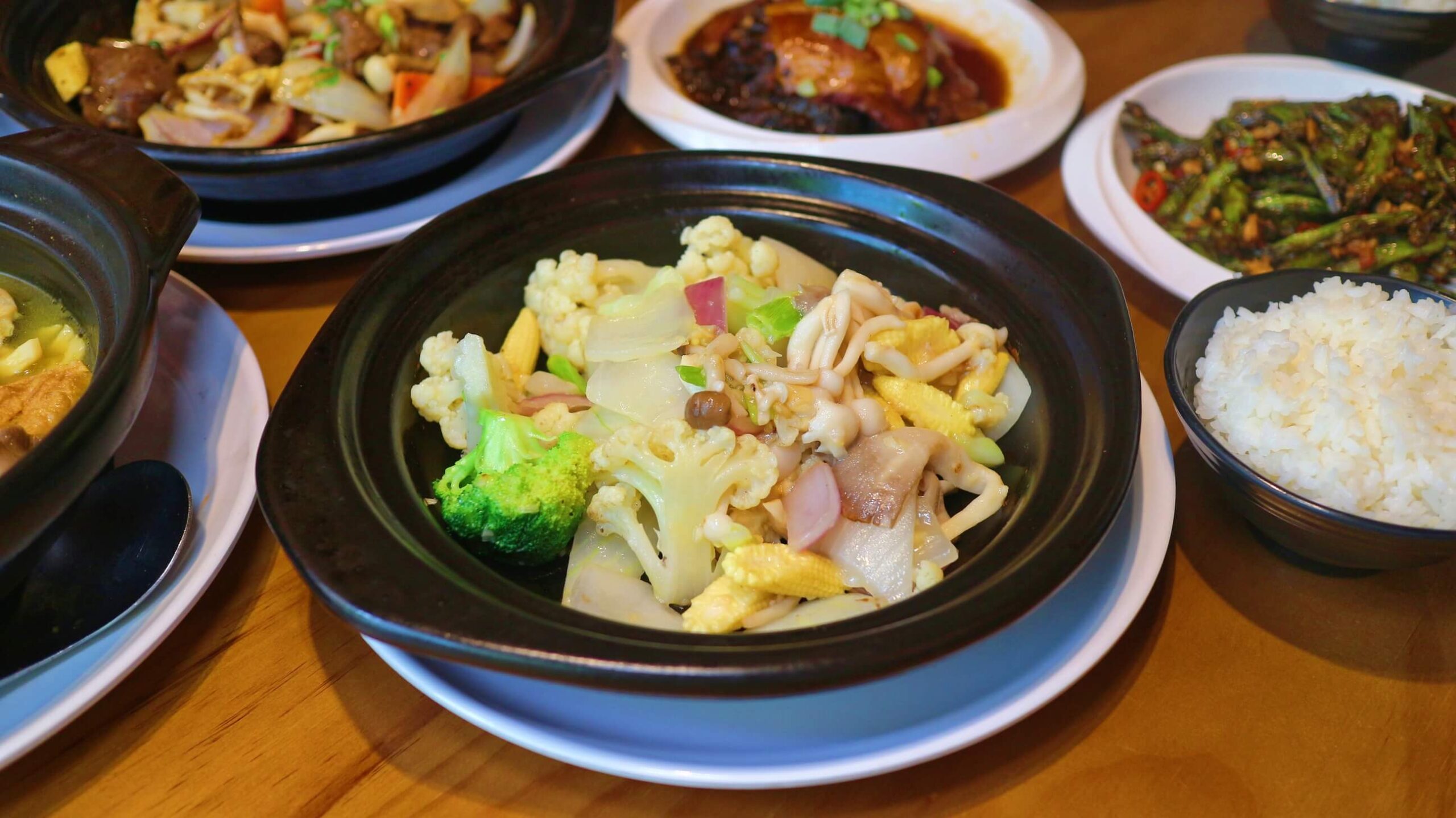 桃園美食｜小紅樓砂鍋菜、新鮮美味現煮、一鍋澎湃到底、桃園包廂餐廳！ @💕小美很愛嚐💕