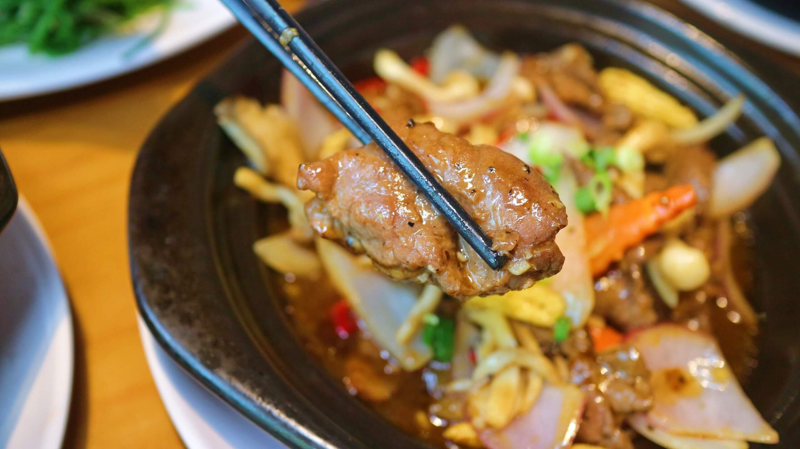 桃園美食｜小紅樓砂鍋菜、新鮮美味現煮、一鍋澎湃到底、桃園包廂餐廳！ @💕小美很愛嚐💕