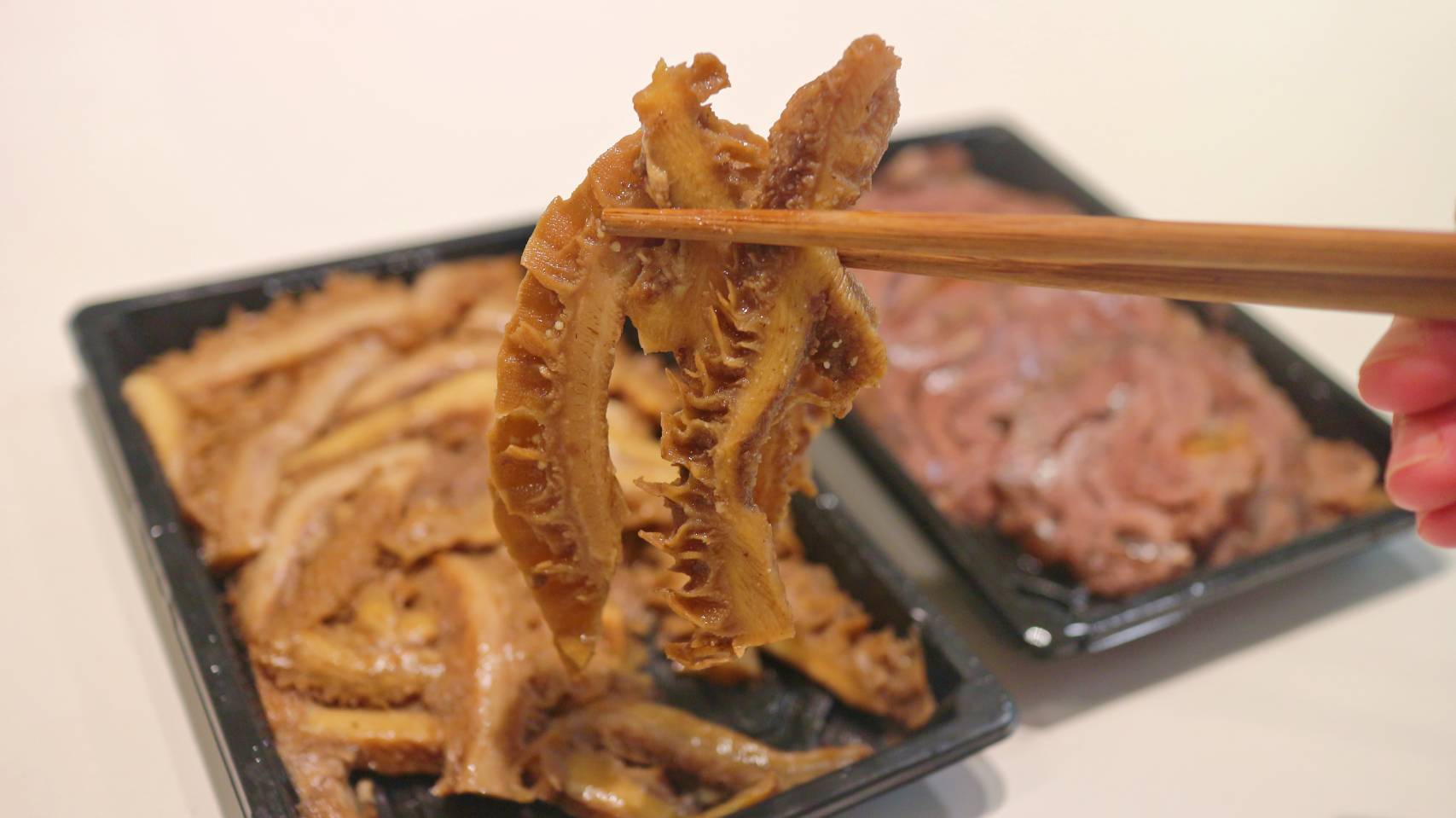 永和美食｜卡吉牛羊肉專賣店、研發出多項獨特的牛肉美味、並打破傳統、永和人氣老字號牛肉店！ @💕小美很愛嚐💕
