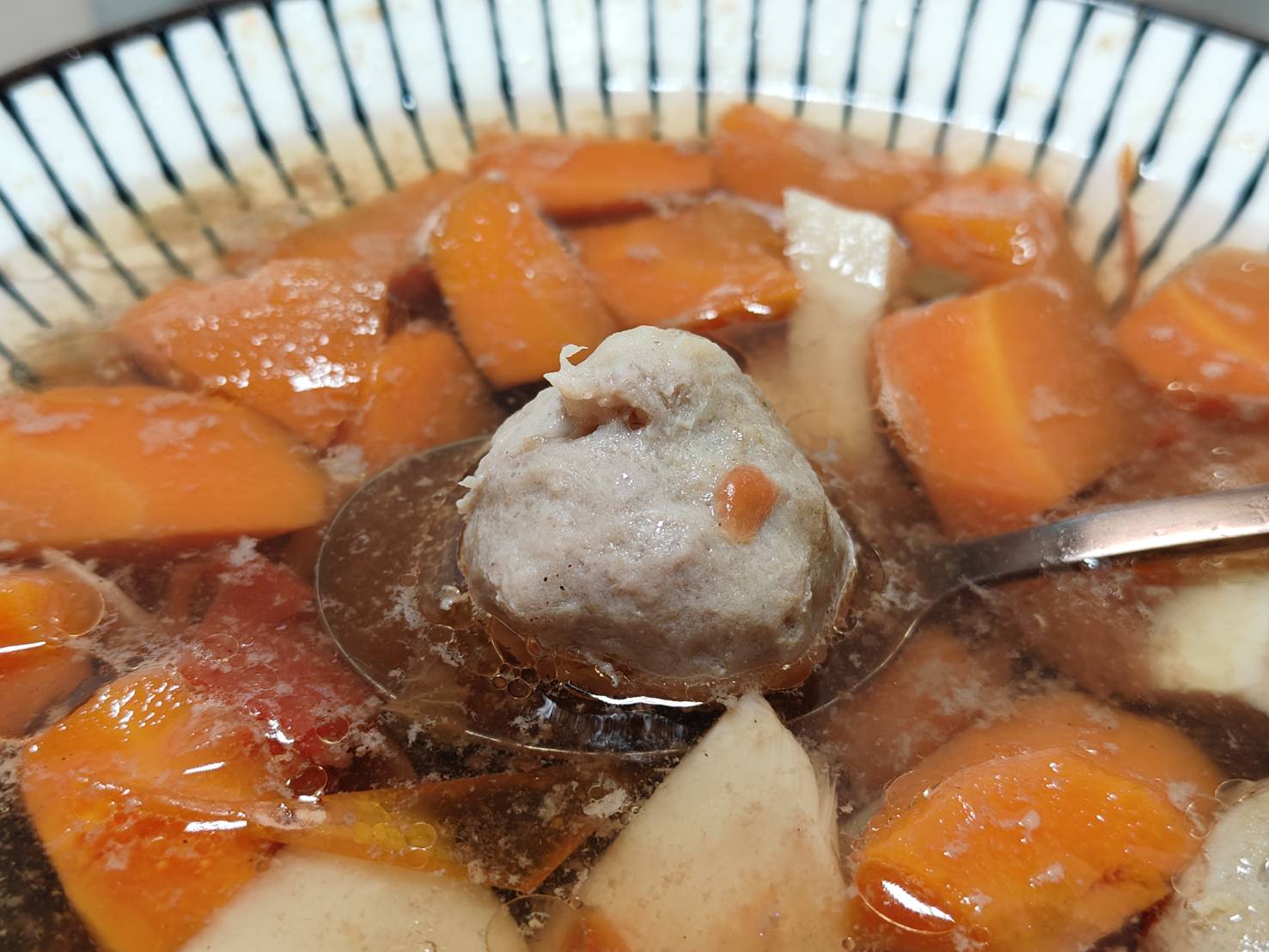 永和美食｜卡吉牛羊肉專賣店、研發出多項獨特的牛肉美味、並打破傳統、永和人氣老字號牛肉店！ @💕小美很愛嚐💕