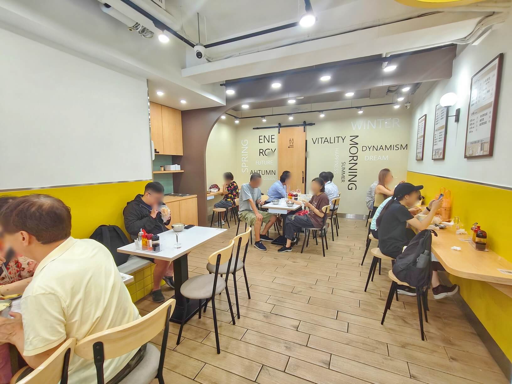 永和美食｜永新豆漿 竹林總店、酥脆嫩口蛋塔、十足飽足胡椒餅系列必點！永和早餐推薦 @💕小美很愛嚐💕