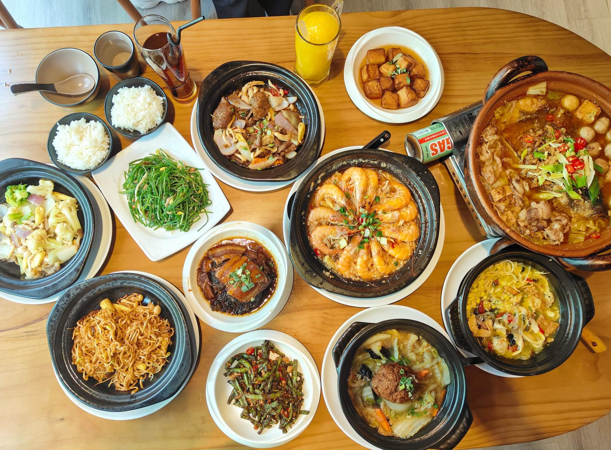 桃園美食｜小紅樓砂鍋菜、新鮮美味現煮、一鍋澎湃到底、桃園包廂餐廳！ @💕小美很愛嚐💕