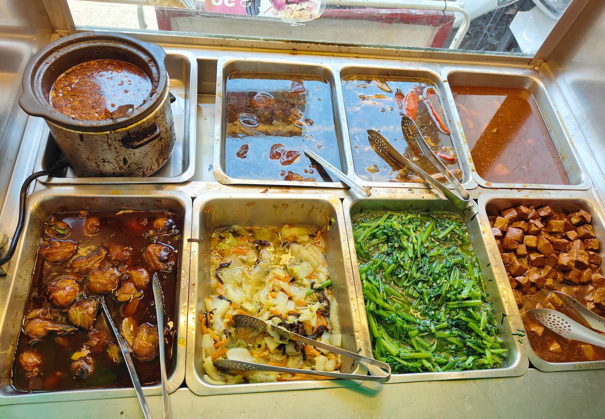 台中美食｜一力發、向上市場內26年老店、超人氣在地平價便當推薦、比臉大雞排！ @💕小美很愛嚐💕