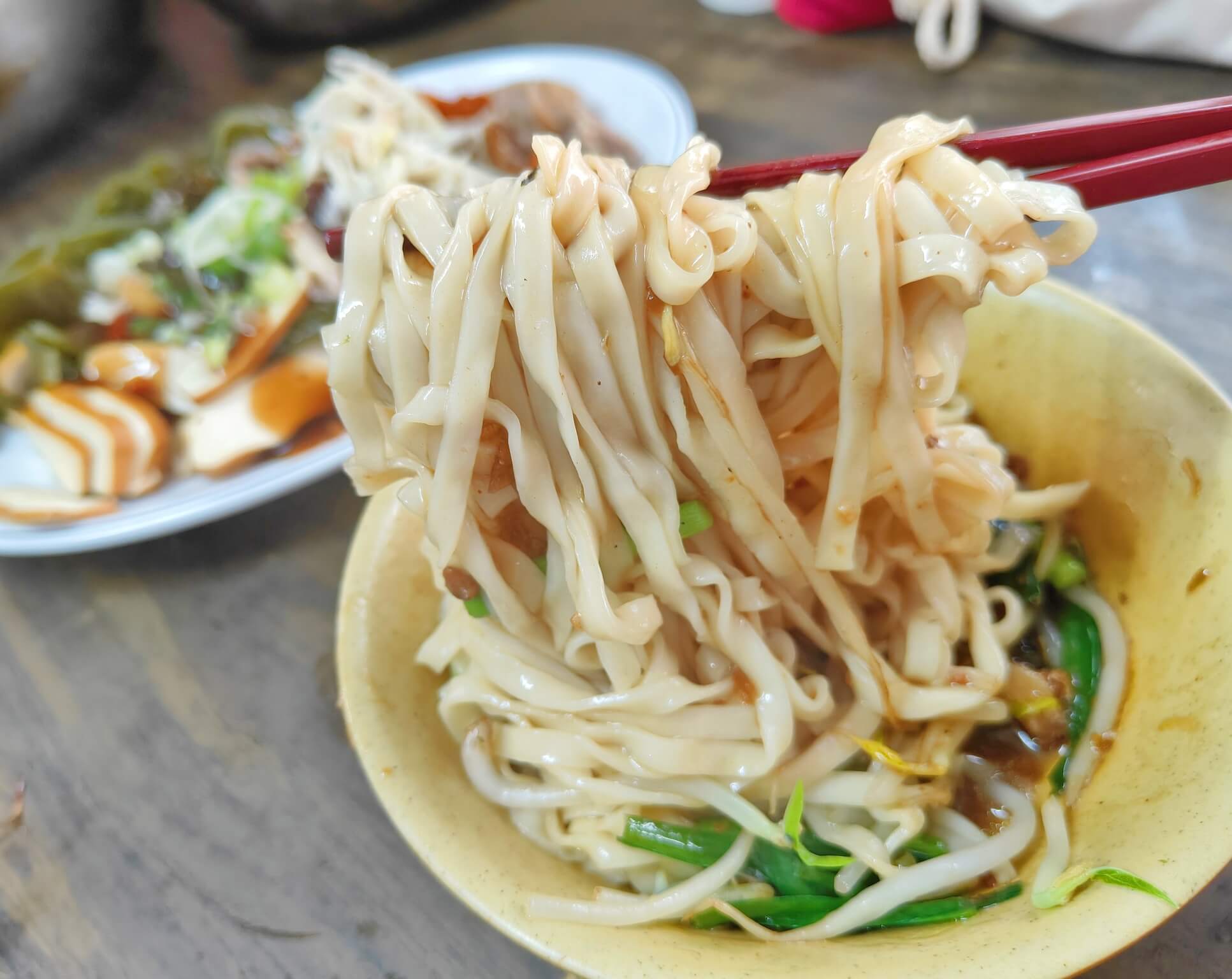 新埔美食｜阿麗麵攤、市場旁的傳統麵攤、樸實小吃、板橋人的口袋美食！ @💕小美很愛嚐💕