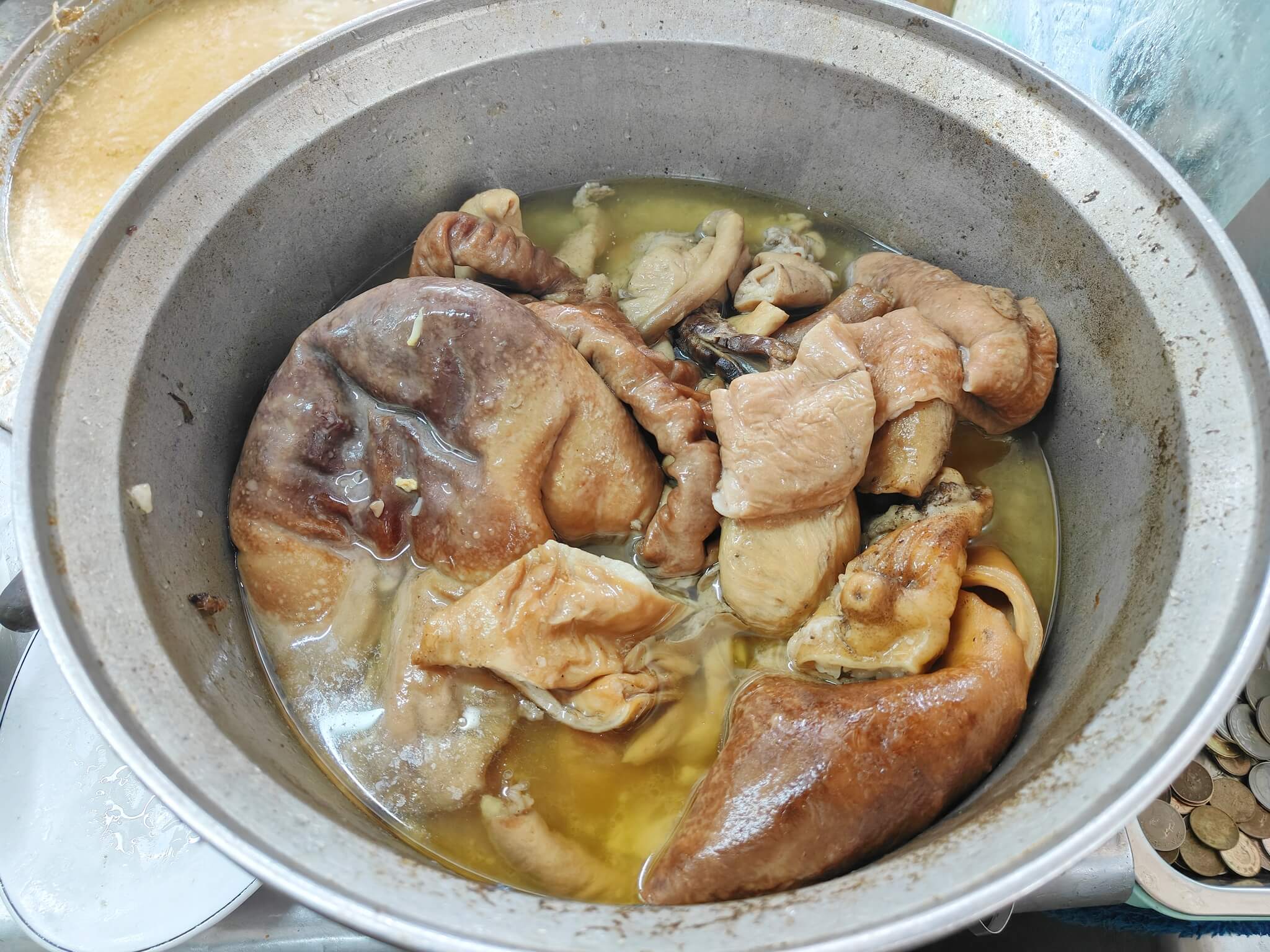新埔美食｜阿麗麵攤、市場旁的傳統麵攤、樸實小吃、板橋人的口袋美食！ @💕小美很愛嚐💕