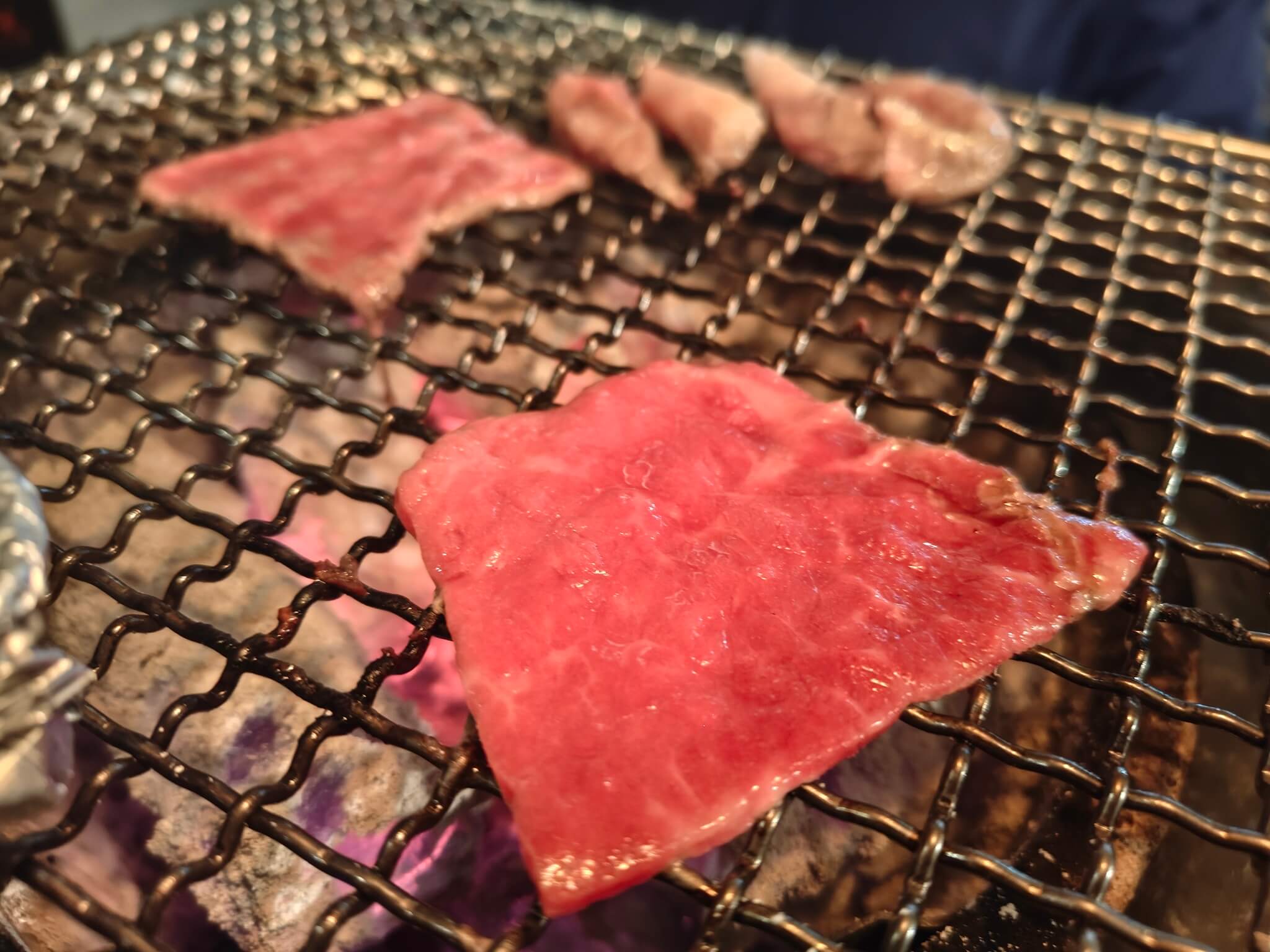 台北東區吃到飽推薦｜火之舞蓁品燒 和牛燒肉放題、日本A5和牛、生食級干貝通通吃到飽！！ @💕小美很愛嚐💕