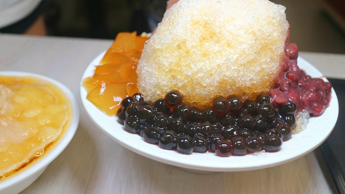 寧夏夜市美食|豆花莊、老字號咕溜豆花、爆炸出來的配料嫩、滑、Q彈停不下來! - 第12張圖