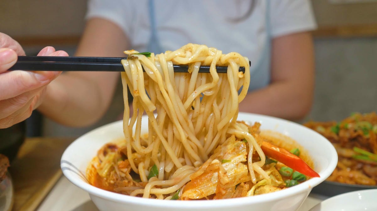 板橋美食|GOOD BOB韓食、平價且份量大、小菜無限續、板橋車站旁高CP值韓式料理(菜單)! - 第14張圖