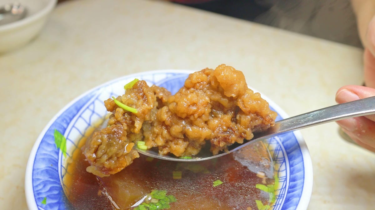 寧夏夜市美食|圓環邊蚵仔煎、蚵仔新鮮軟Q、6年米其林必比登推薦! - 第10張圖