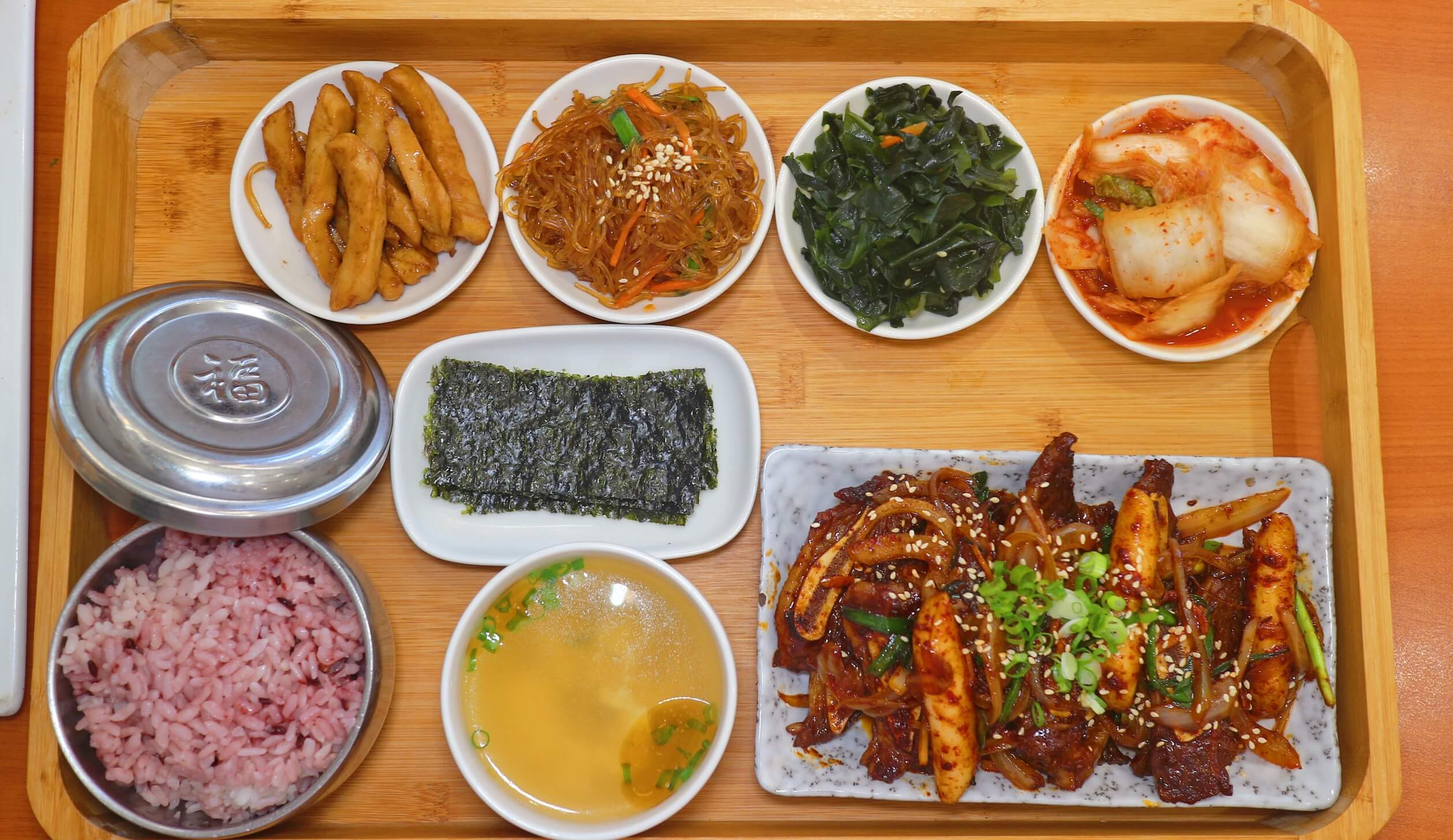 板橋美食|勁呷韓定食、口味道地韓國人開的、小菜無限吃到飽! - 第11張圖