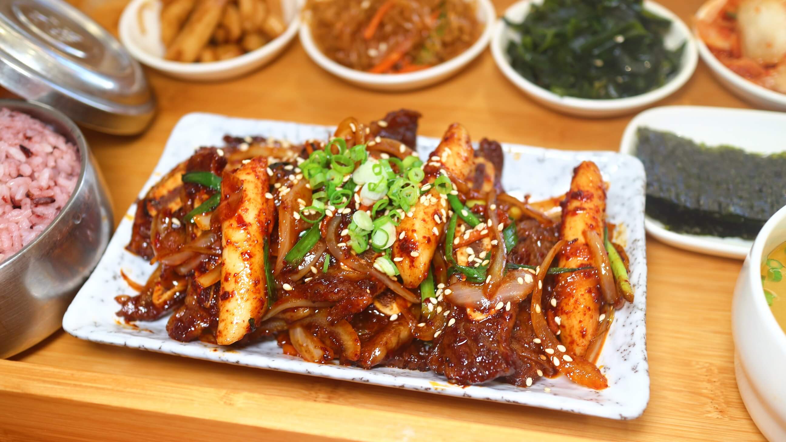 板橋美食|勁呷韓定食、口味道地韓國人開的、小菜無限吃到飽! - 第12張圖