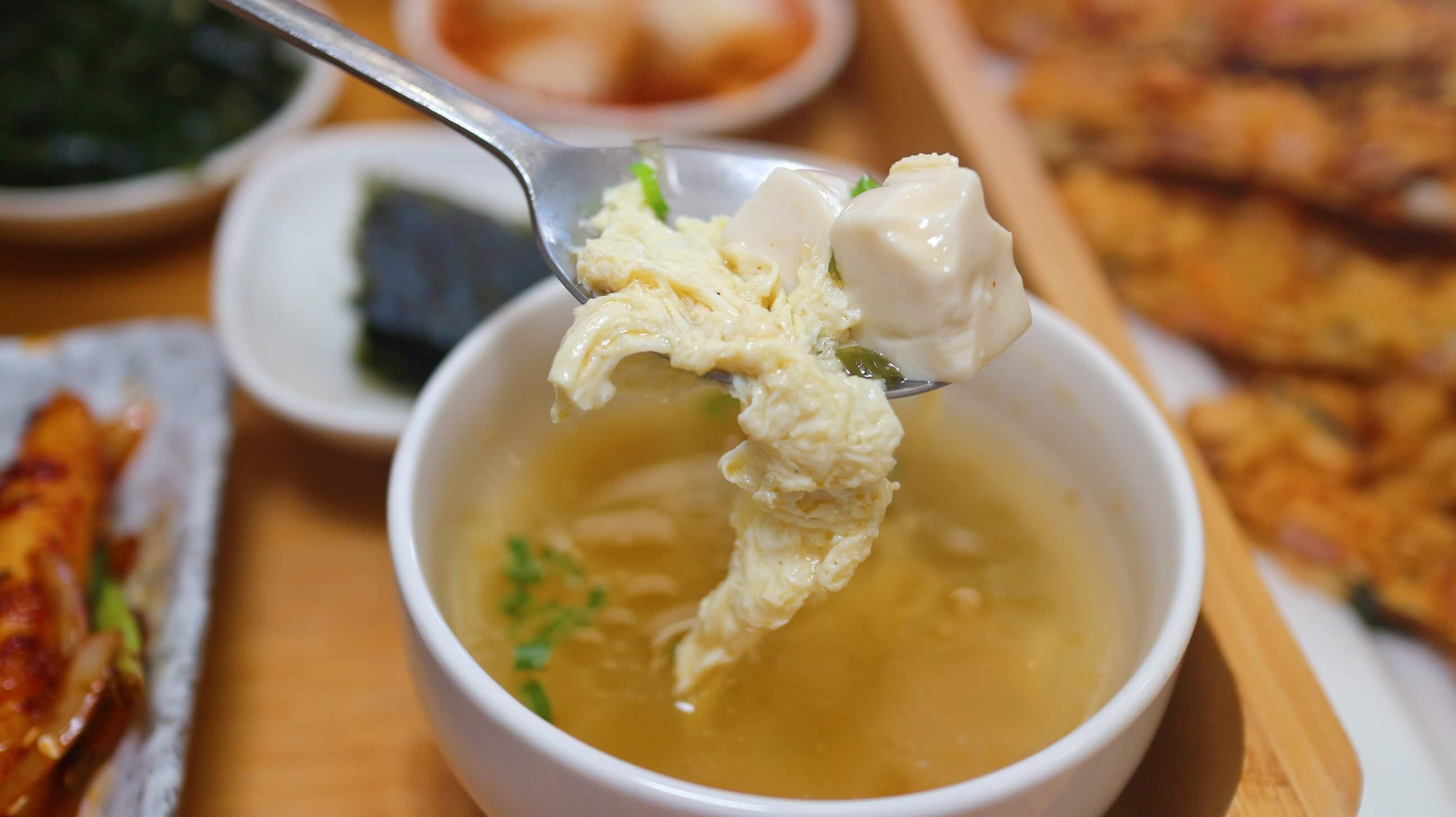 板橋美食|勁呷韓定食、口味道地韓國人開的、小菜無限吃到飽! - 第14張圖