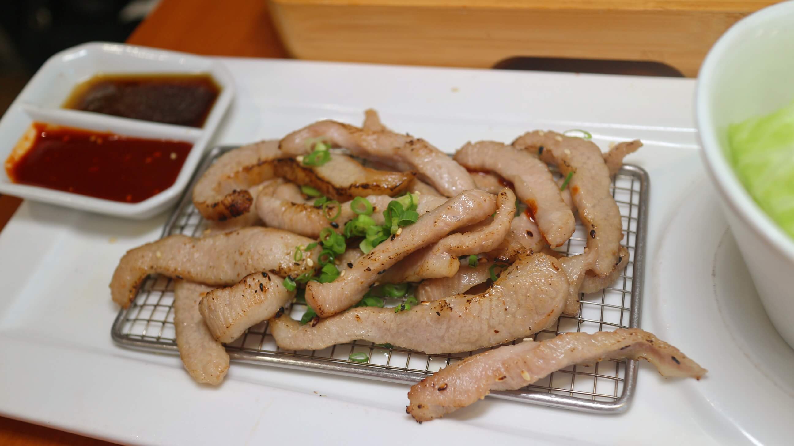 板橋美食|勁呷韓定食、口味道地韓國人開的、小菜無限吃到飽! - 第21張圖