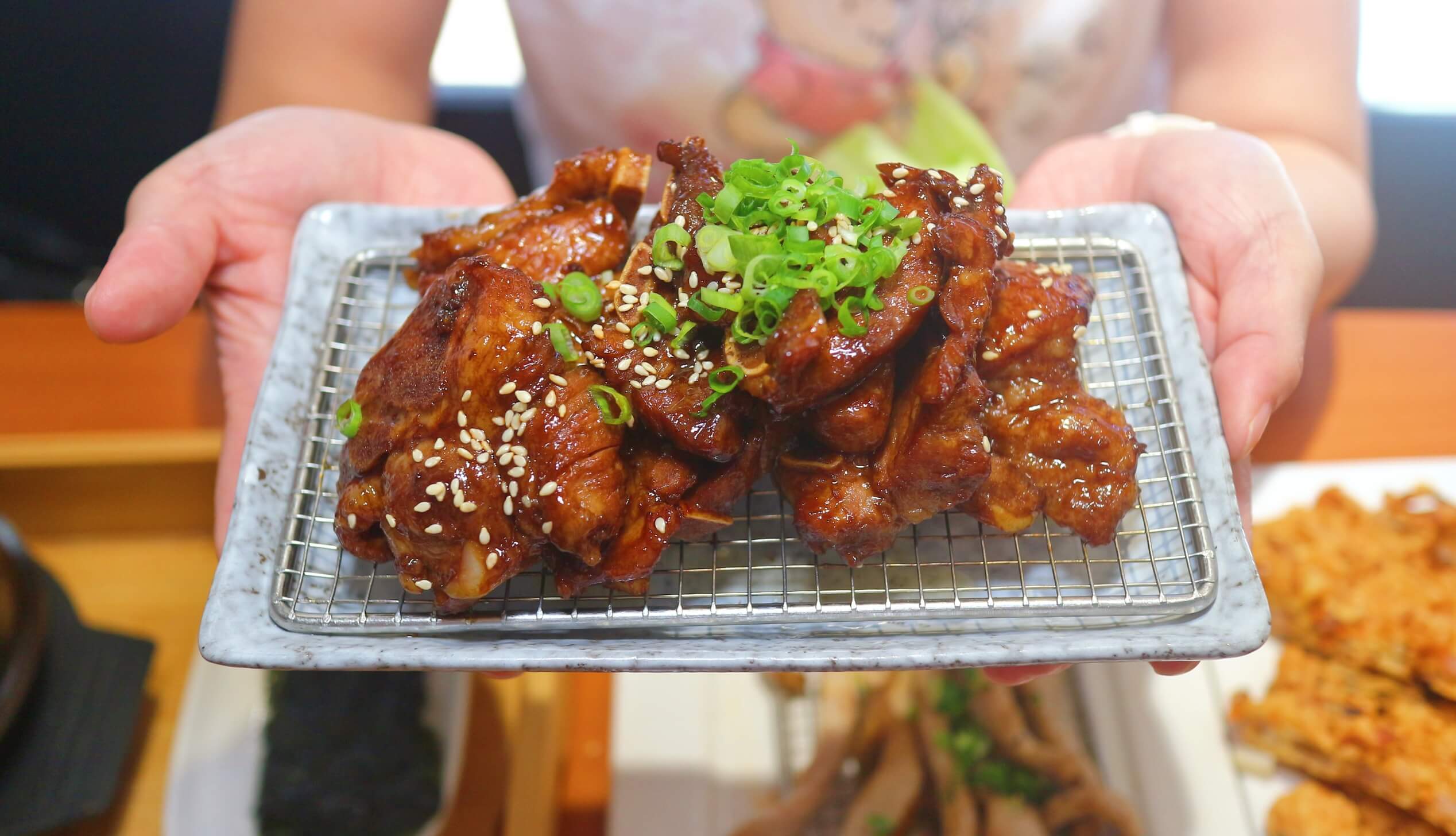 板橋美食|勁呷韓定食、口味道地韓國人開的、小菜無限吃到飽! - 第22張圖