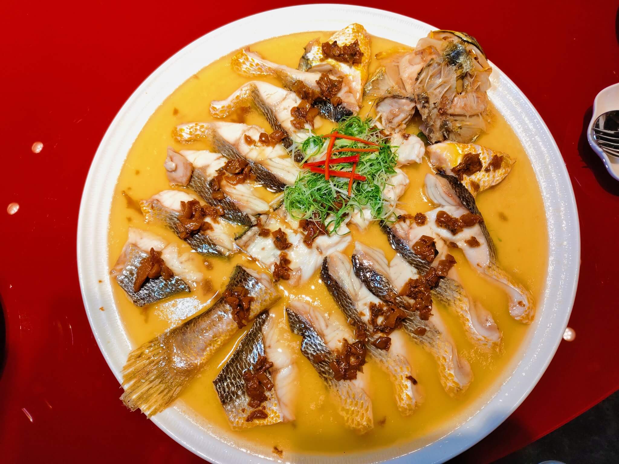 松山區私廚料理｜麟聚粵式料理 、連兩年米其林推薦、超值午間桌菜15,000元推薦、包廂推薦！茹曦酒店美食