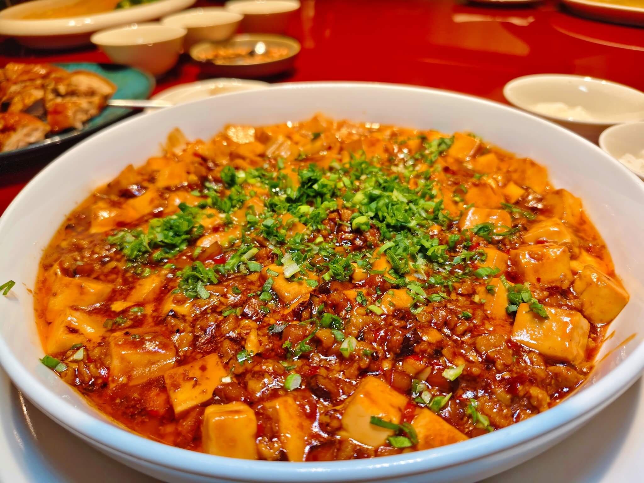 松山區私廚料理｜麟聚粵式料理 、連兩年米其林推薦、超值午間桌菜15,000元推薦、包廂推薦！茹曦酒店美食