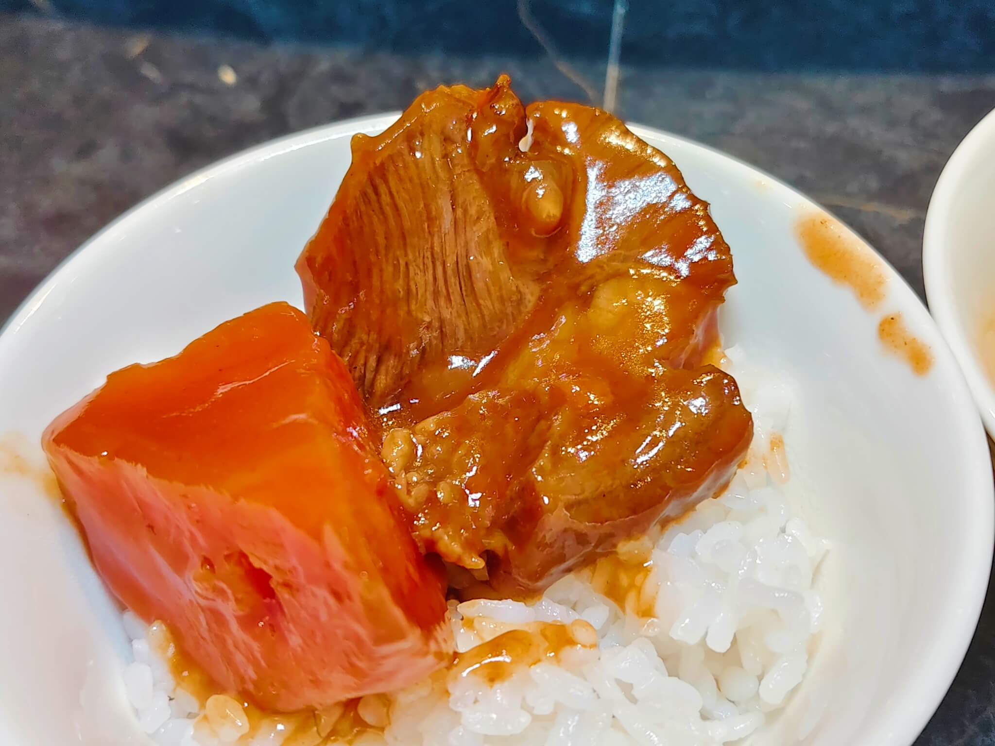 松山區私廚料理｜麟聚粵式料理 、連兩年米其林推薦、超值午間桌菜15,000元推薦、包廂推薦！茹曦酒店美食