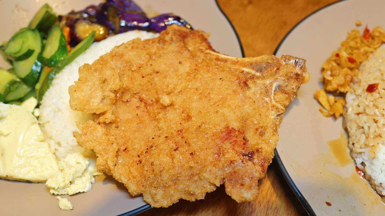 林口美食|蔡家排骨、比臉大雞排、飲料湯品無限享用、加飯不加價超平價人氣便當推薦! - 第15張圖