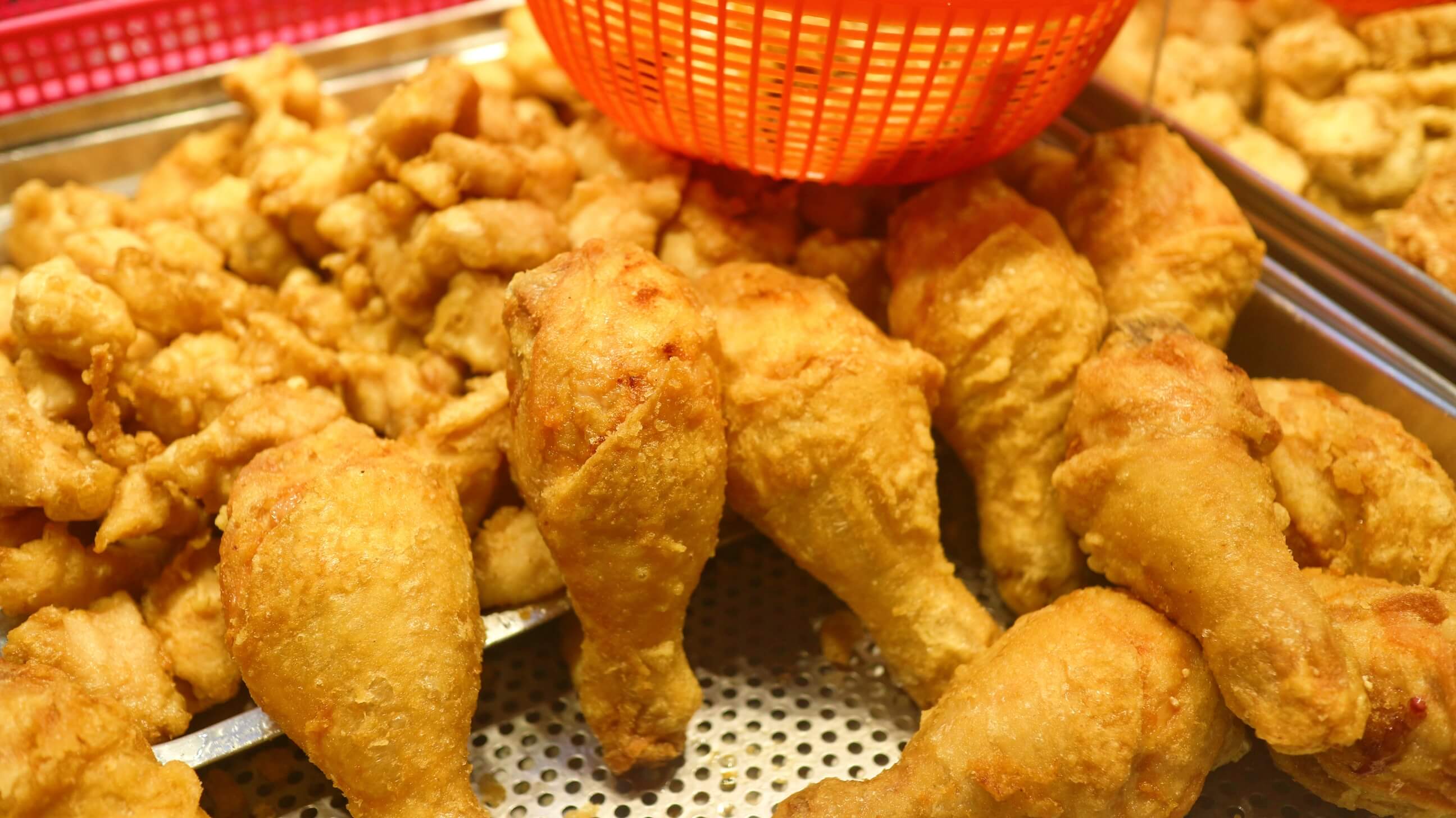 晴光市場美食|陳季炸雞 晴光市場店、香酥雞超搶手!雞排只要55元、雞翅、魷魚圈、地瓜通通必點!! - 第10張圖