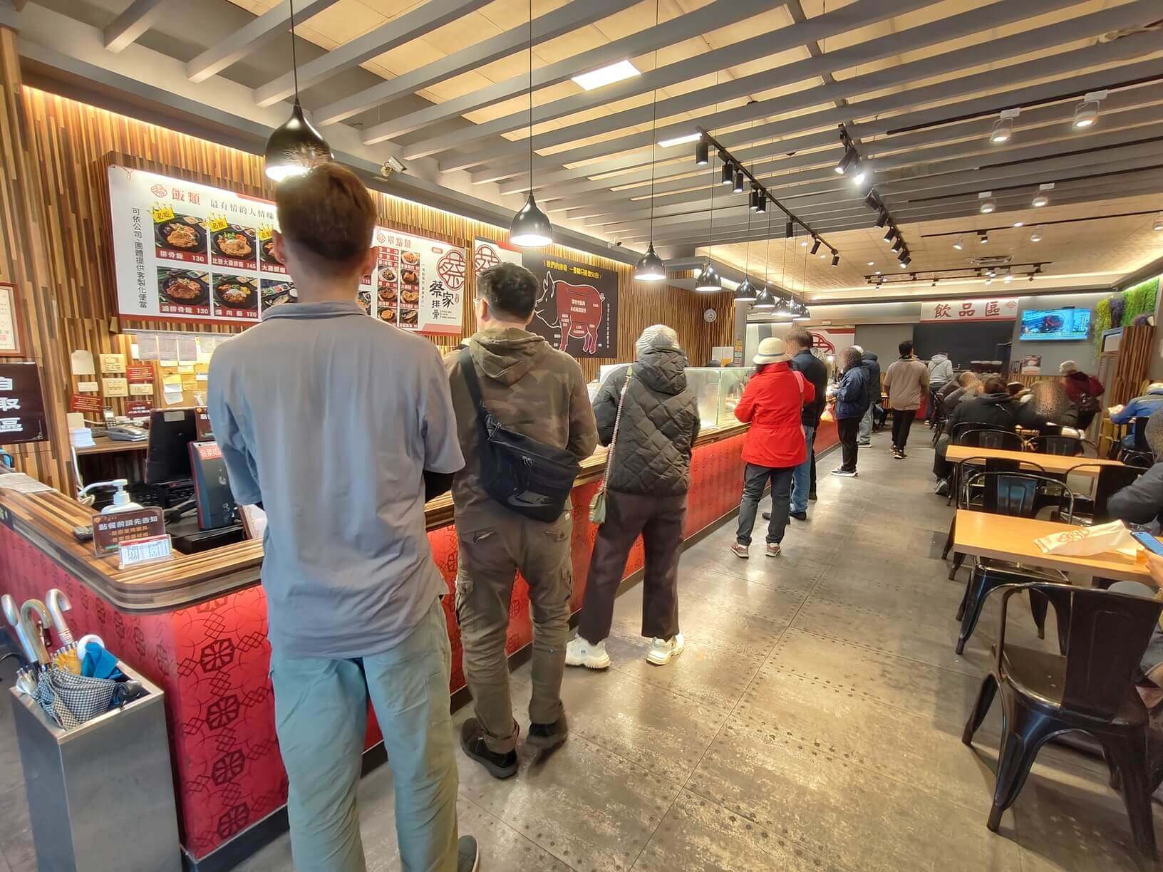 林口美食|蔡家排骨、比臉大雞排、飲料湯品無限享用、加飯不加價超平價人氣便當推薦! - 第4張圖