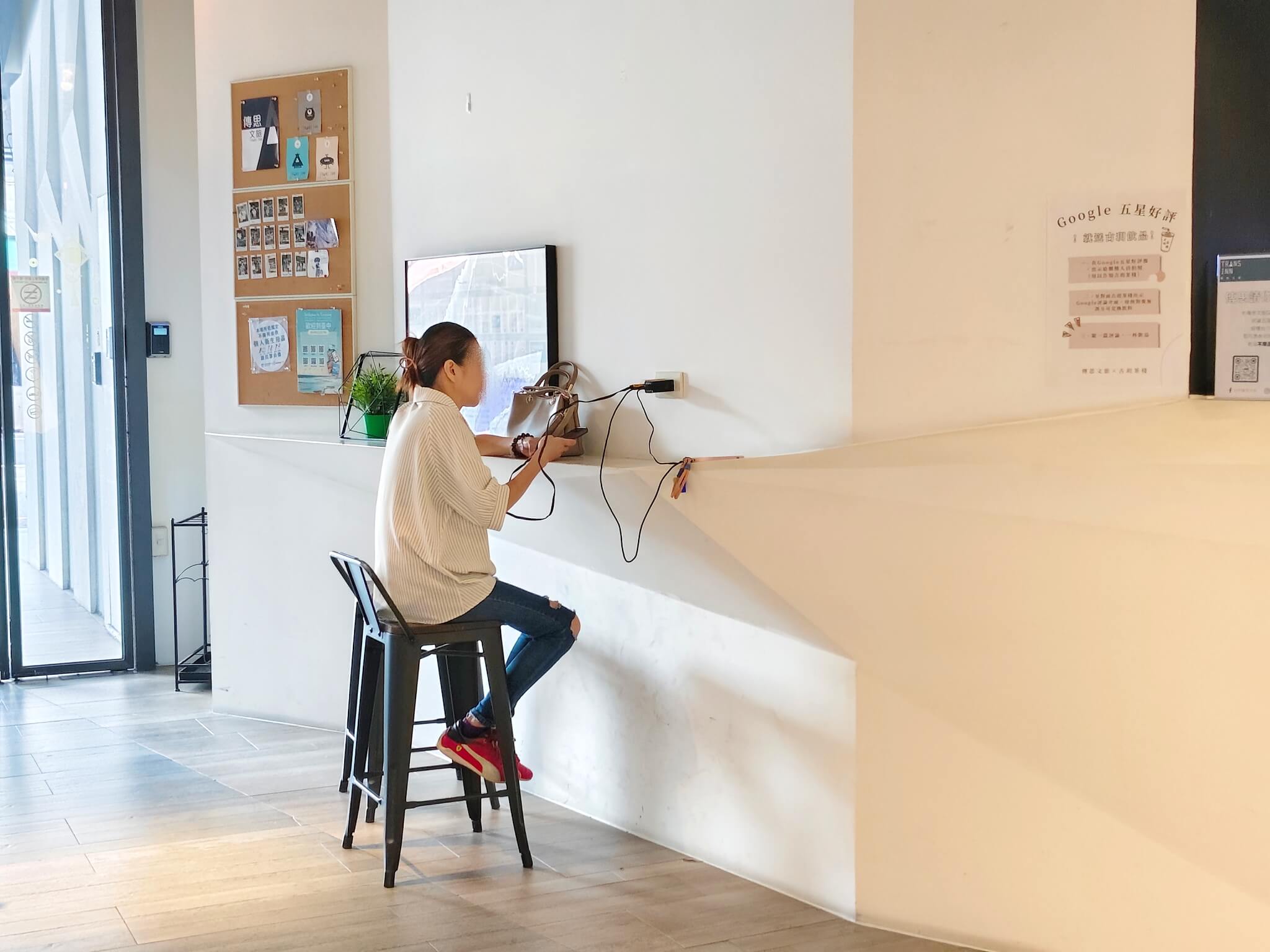 2025台中飯店|傳思文旅、平價旅館推薦、忠孝夜市旁覓食超方便! - 第6張圖