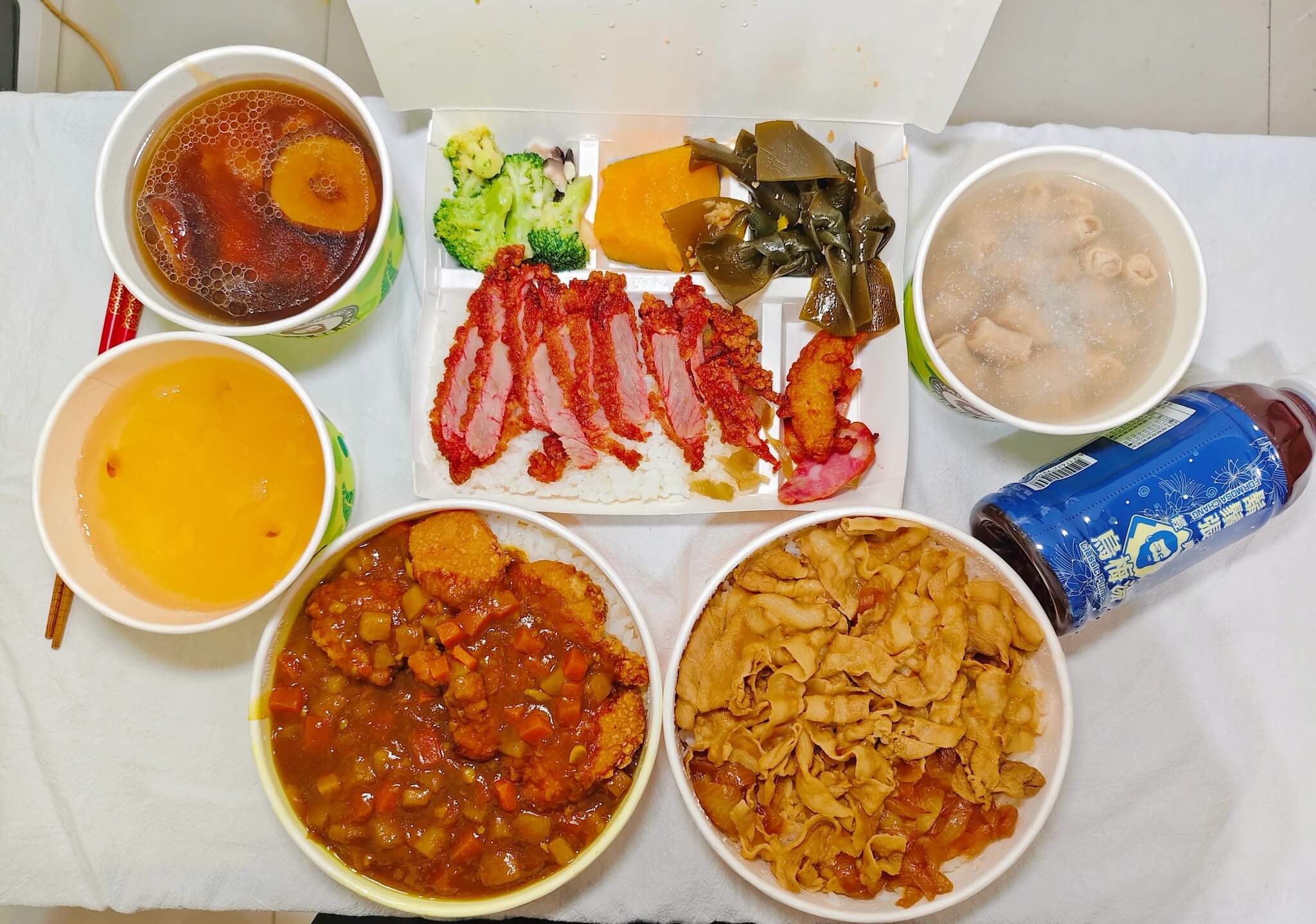 板橋江子翠美食｜鬍鬚張魯肉飯、雙重口感「日式咖哩炸雞丼飯」新上市、一甲子的美食台灣美食必吃！