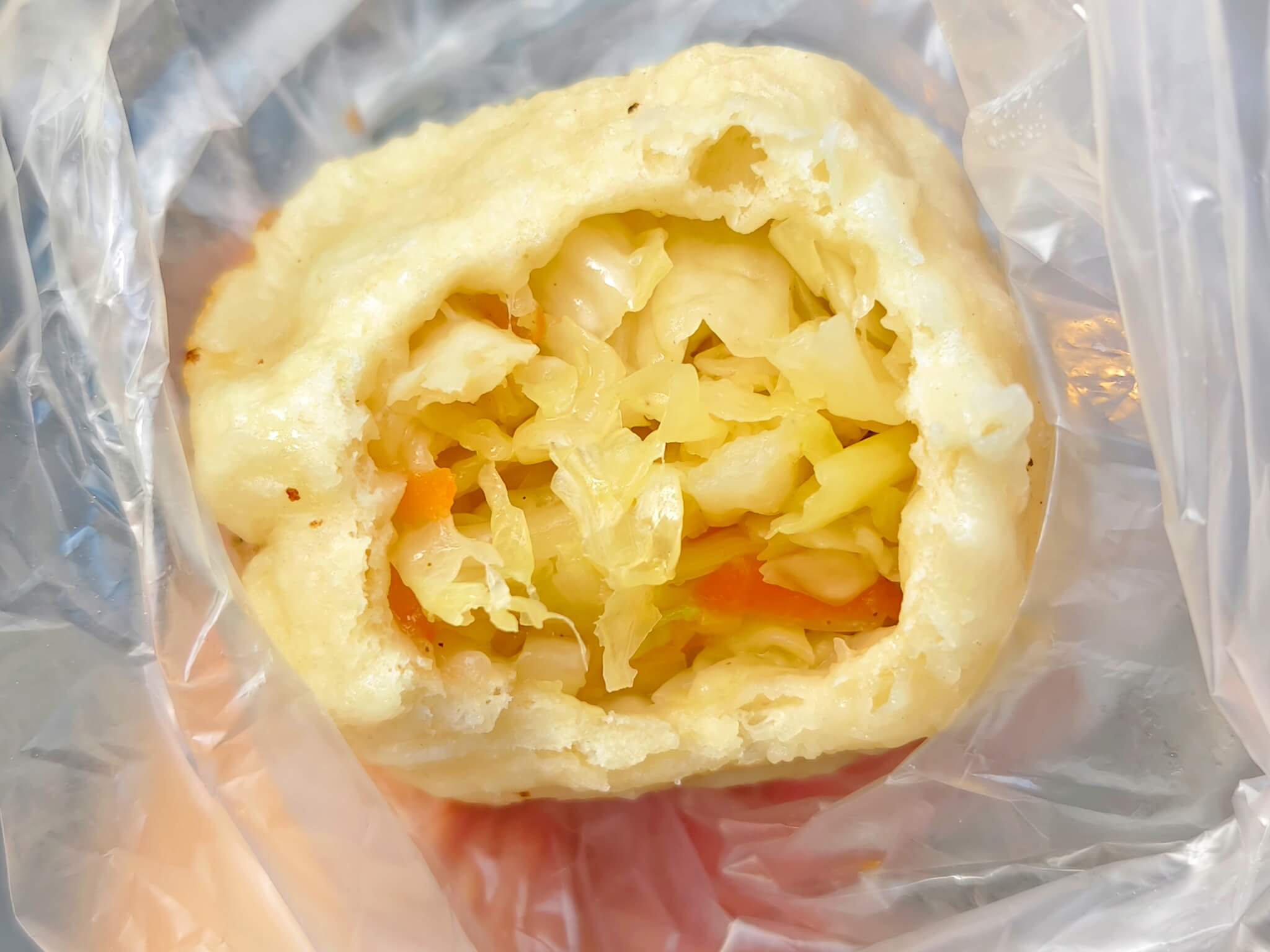 亞東醫院站美食|板橋國慶黃昏市場 蔥油餅 水煎包、蔥油餅15元、水煎包10元! - 第8張圖