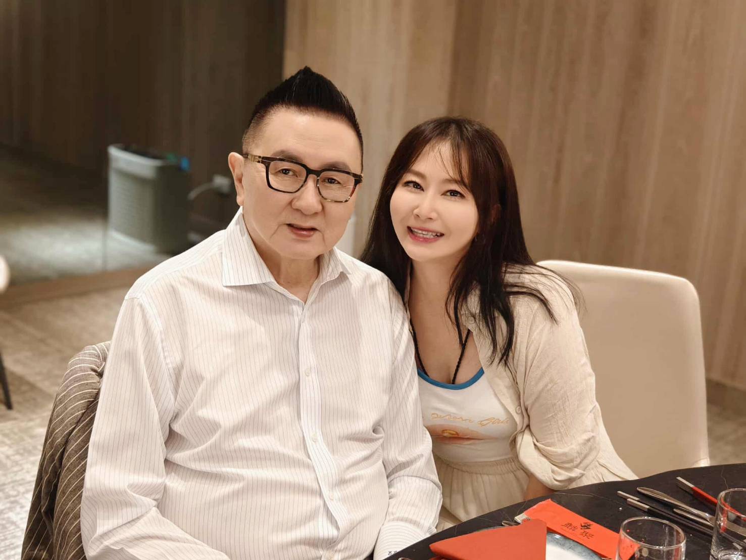 松山區私廚料理｜麟聚粵式料理 、連兩年米其林推薦、超值午間桌菜15,000元推薦、包廂推薦！茹曦酒店美食