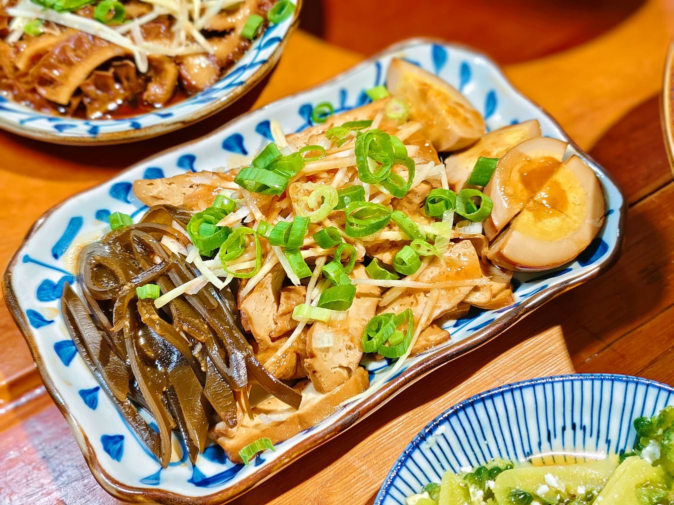 中山牛肉麵推薦｜東館牛肉麵、濃郁湯頭、厚實牛肉、就連國外旅客也無法抗拒他們魅力～！