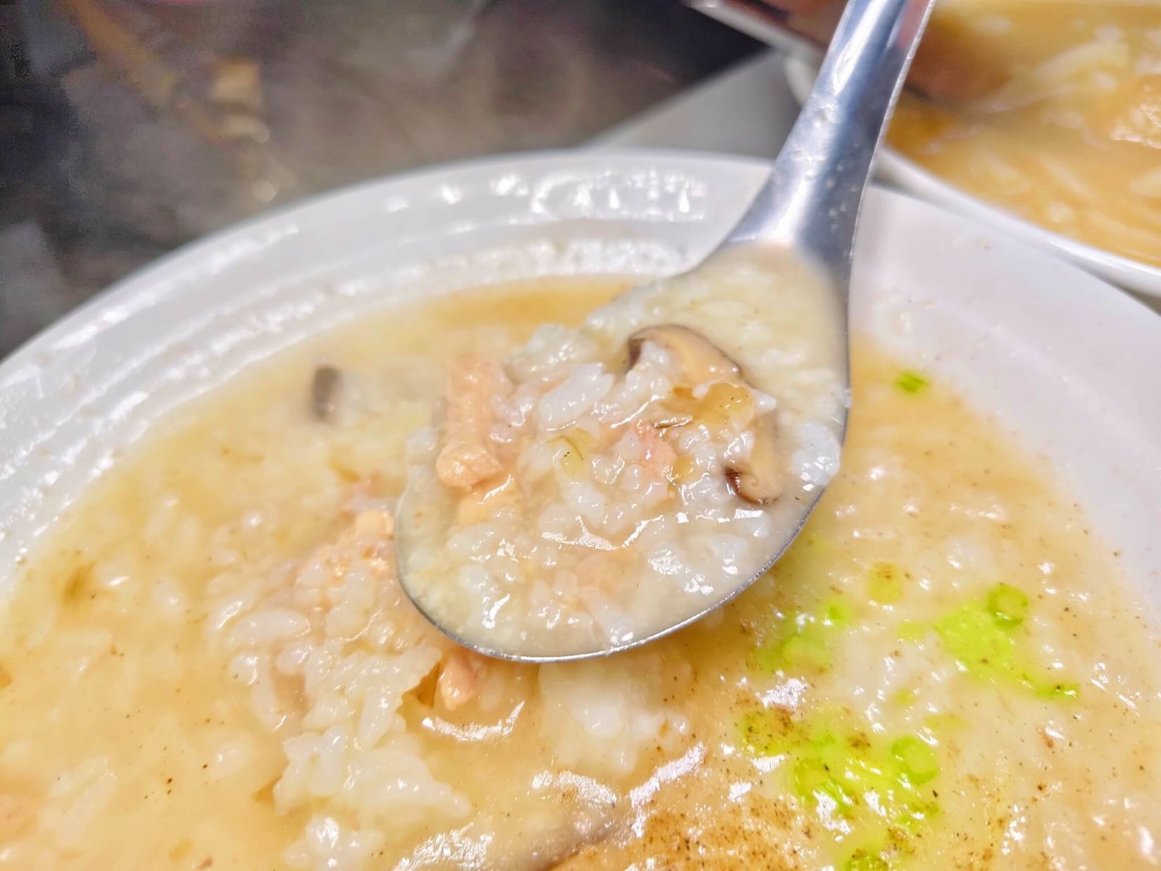 林口美食|半邊圓米粉湯香菇肉粥、香菇肉粥、米粉湯都只要30元、小菜只要15元! - 第12張圖 林口美食|半邊圓米粉湯香菇肉粥、香菇肉粥、米粉湯都只要30元、小菜只要15元!