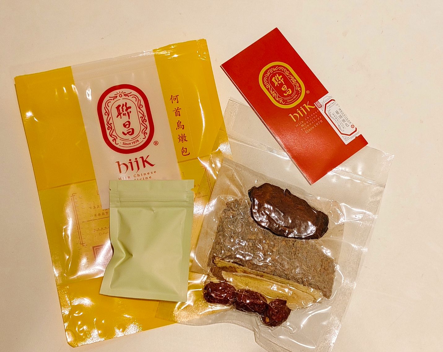 聯昌藥膳｜八珍、何首烏燉包、養成好體質！開啓你的「紅顏」模式～天天都能水噹噹！