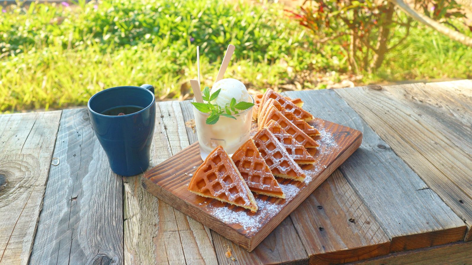 新北三芝海景咖啡廳｜秘境小峇里、如墾丁美景、湛藍大海盡收眼底！