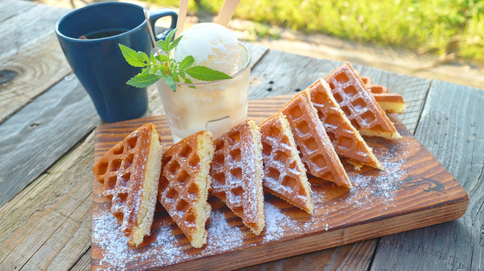 新北三芝海景咖啡廳｜秘境小峇里、如墾丁美景、湛藍大海盡收眼底！