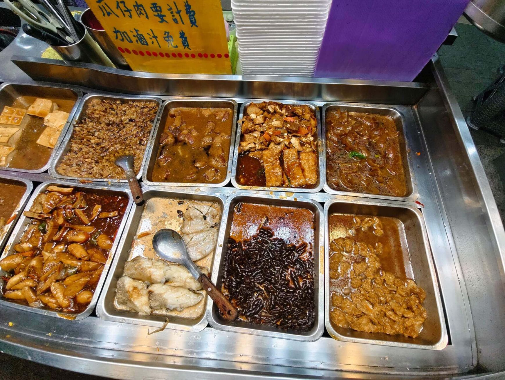 新莊美食|無名清粥小菜、一天僅營業4小時半、10元地瓜粥吃到飽澎湃晚餐推薦、晚間限定! - 第6張圖 新莊美食|無名清粥小菜、一天僅營業4小時半、10元地瓜粥吃到飽澎湃晚餐推薦、晚間限定!