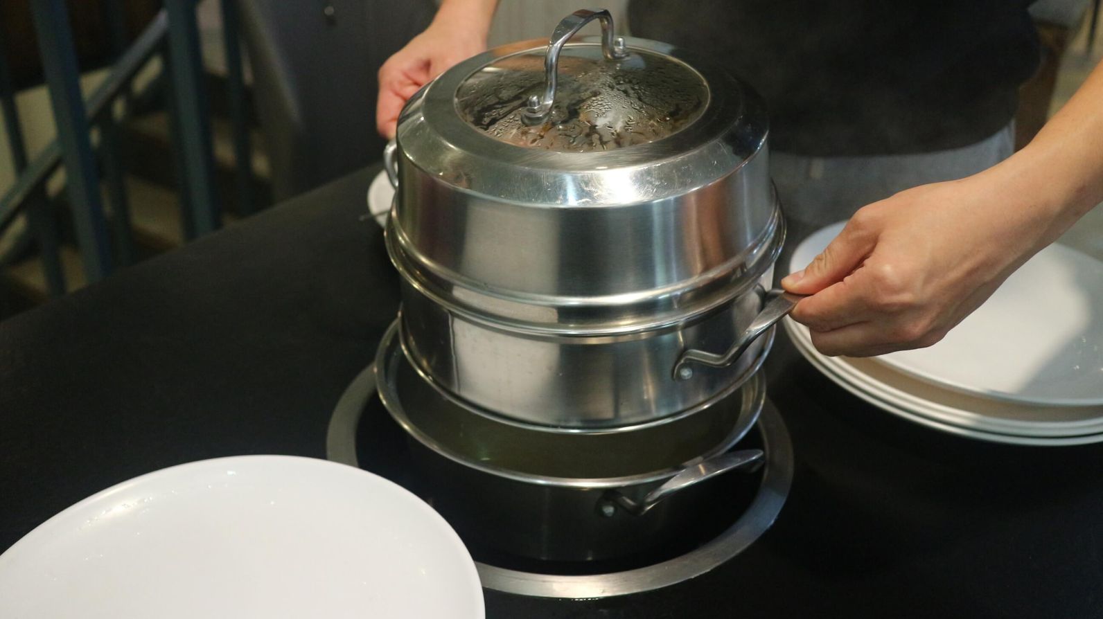 板橋美食|蒸天下海鮮蒸氣火鍋、活體海鮮、霸氣美味一鍋三吃! - 第14張圖 板橋美食|蒸天下海鮮蒸氣火鍋、活體海鮮、霸氣美味一鍋三吃!