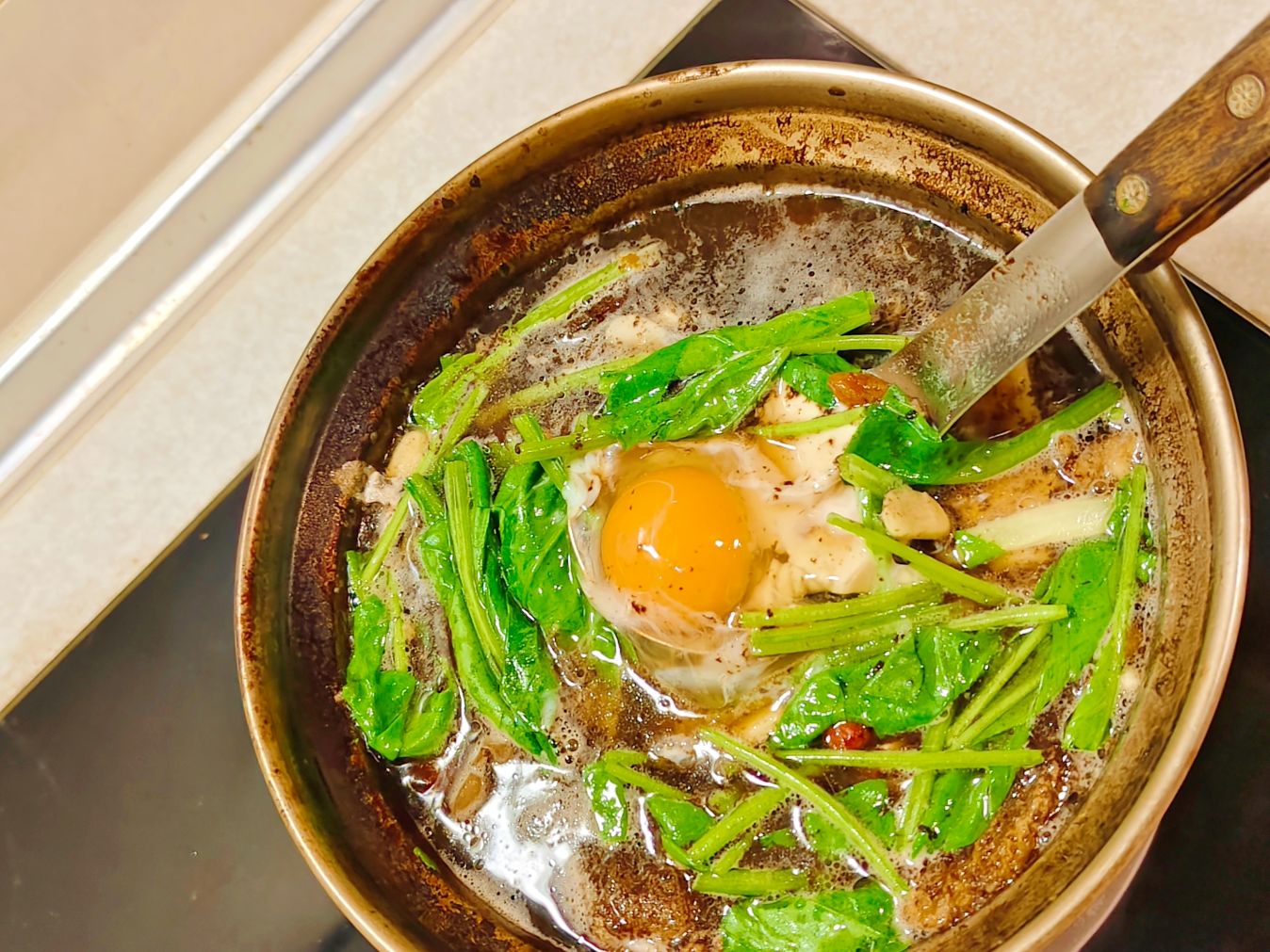 聯昌藥膳｜八珍、何首烏燉包、養成好體質！開啓你的「紅顏」模式～天天都能水噹噹！