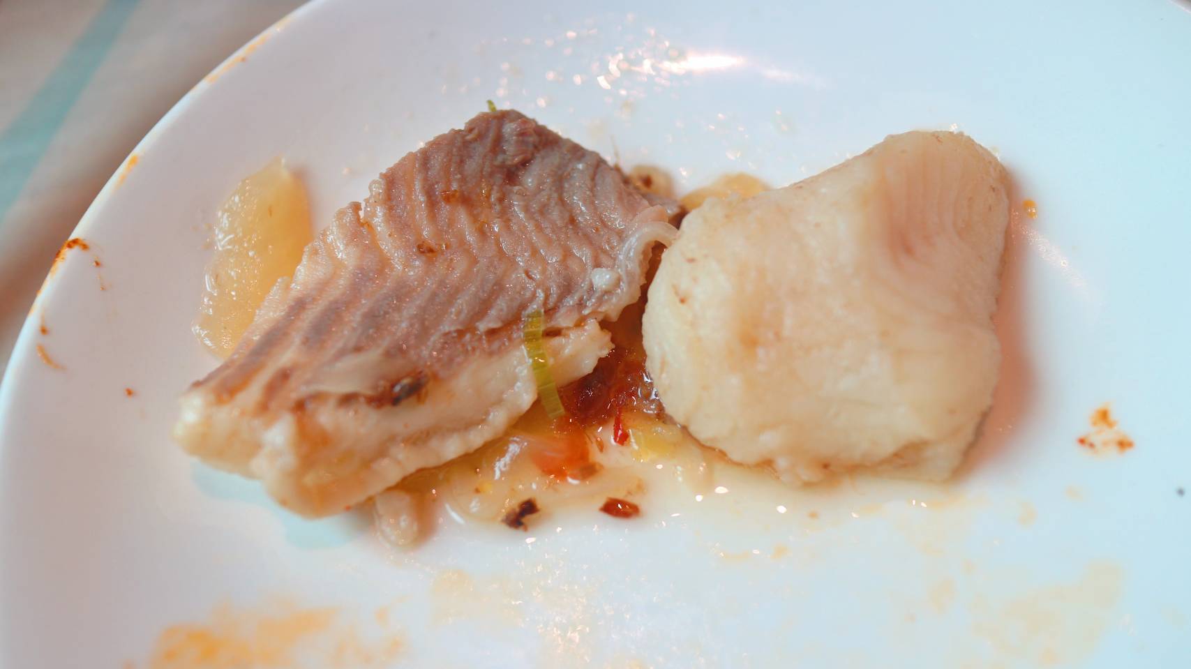 永和火鍋l 肉多多永和民權店 全台! 全天候! 平假日不限時! 輕量級套餐299 元起， 70多種自助吧、冰品吃到飽，CP值超高！(西門店.淡水店例假日除外，依各店營業時間；湯底.服務費另計)