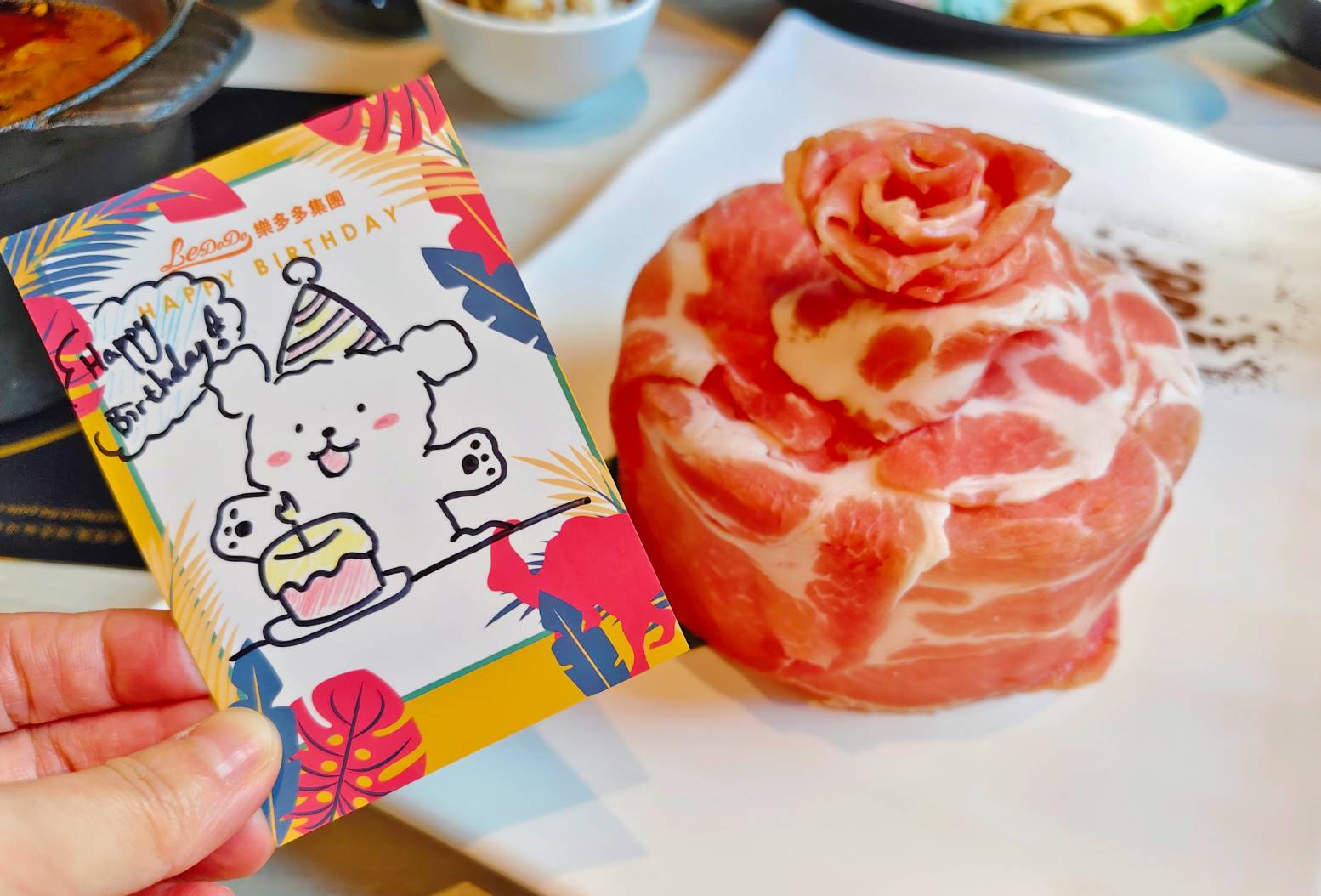 永和火鍋l 肉多多永和民權店 全台! 全天候! 平假日不限時! 輕量級套餐299 元起， 70多種自助吧、冰品吃到飽，CP值超高！(西門店.淡水店例假日除外，依各店營業時間；湯底.服務費另計)