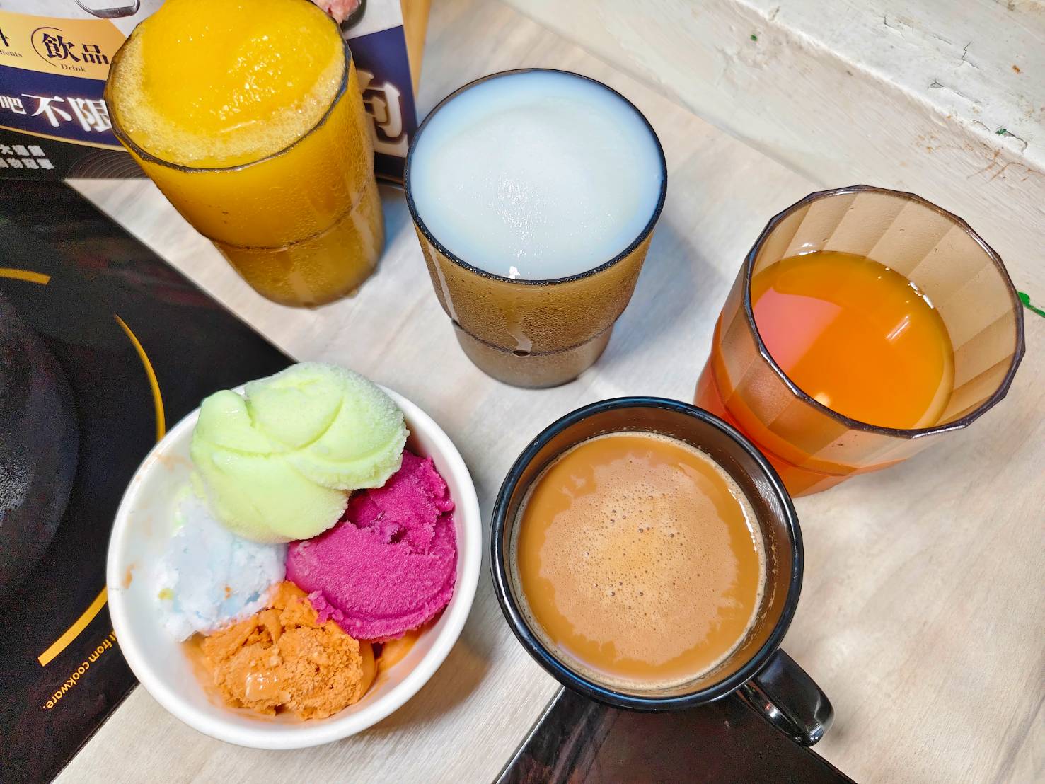 永和火鍋l 肉多多永和民權店 全台! 全天候! 平假日不限時! 輕量級套餐299 元起， 70多種自助吧、冰品吃到飽，CP值超高！(西門店.淡水店例假日除外，依各店營業時間；湯底.服務費另計)