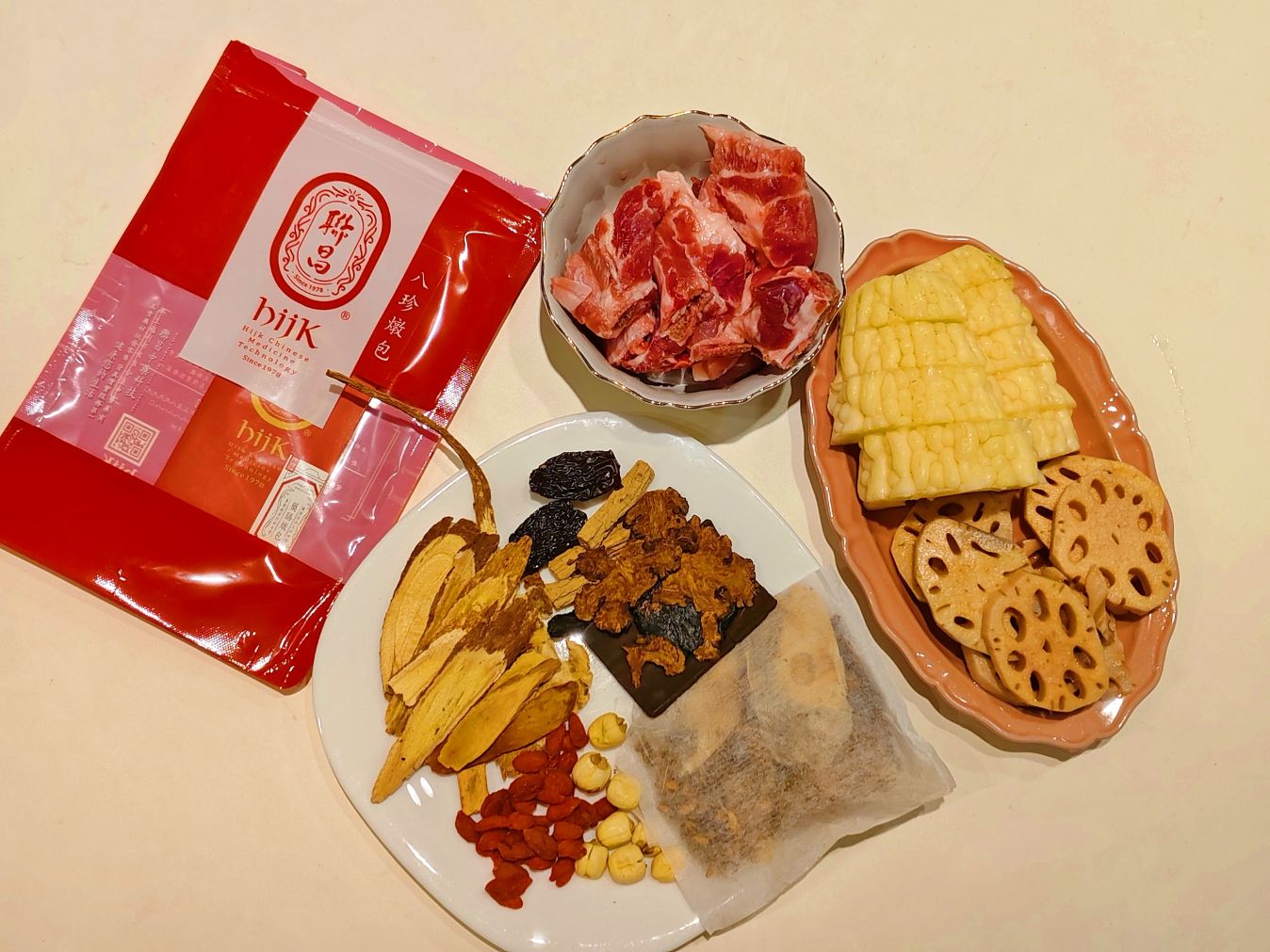 聯昌藥膳｜八珍、何首烏燉包、養成好體質！開啓你的「紅顏」模式～天天都能水噹噹！