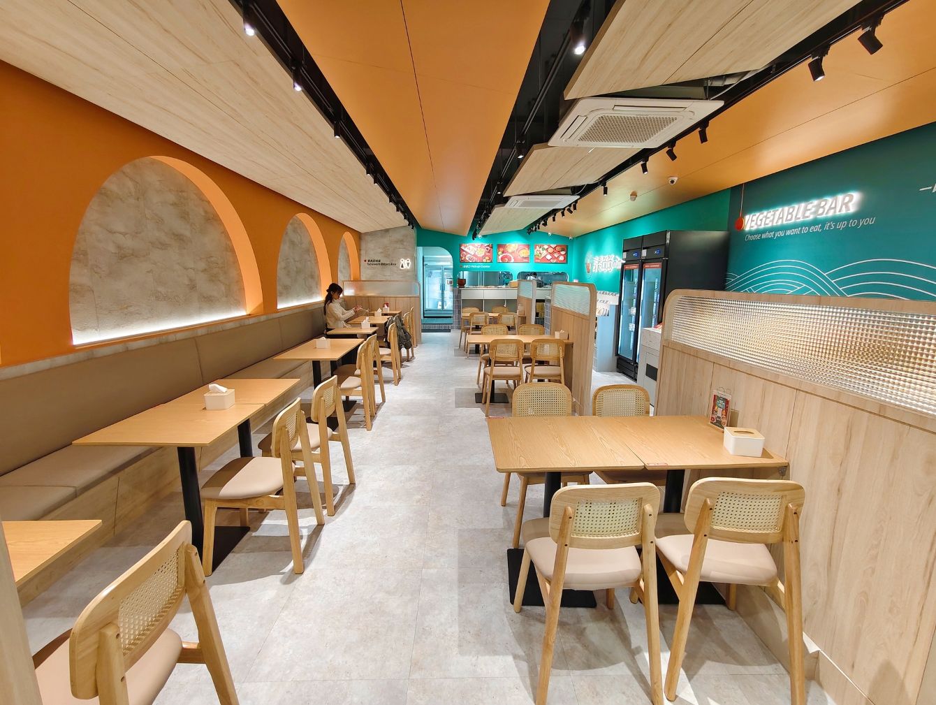 林口長庚美食|香泰迷迷、五十種配料、泰式香濃湯底、泰式美味一人也能滿足! - 第3張圖 林口長庚美食|香泰迷迷、五十種配料、泰式香濃湯底、泰式美味一人也能滿足!