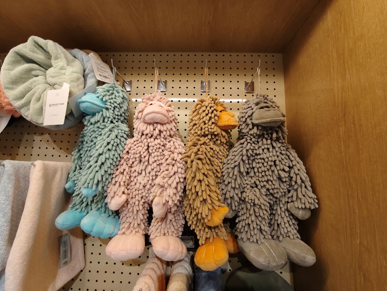 桃園大江購物中心、2026賀歲慶裝置藝術開箱、吃喝玩樂買一站式悠遊逛街城！（全年免費停車）