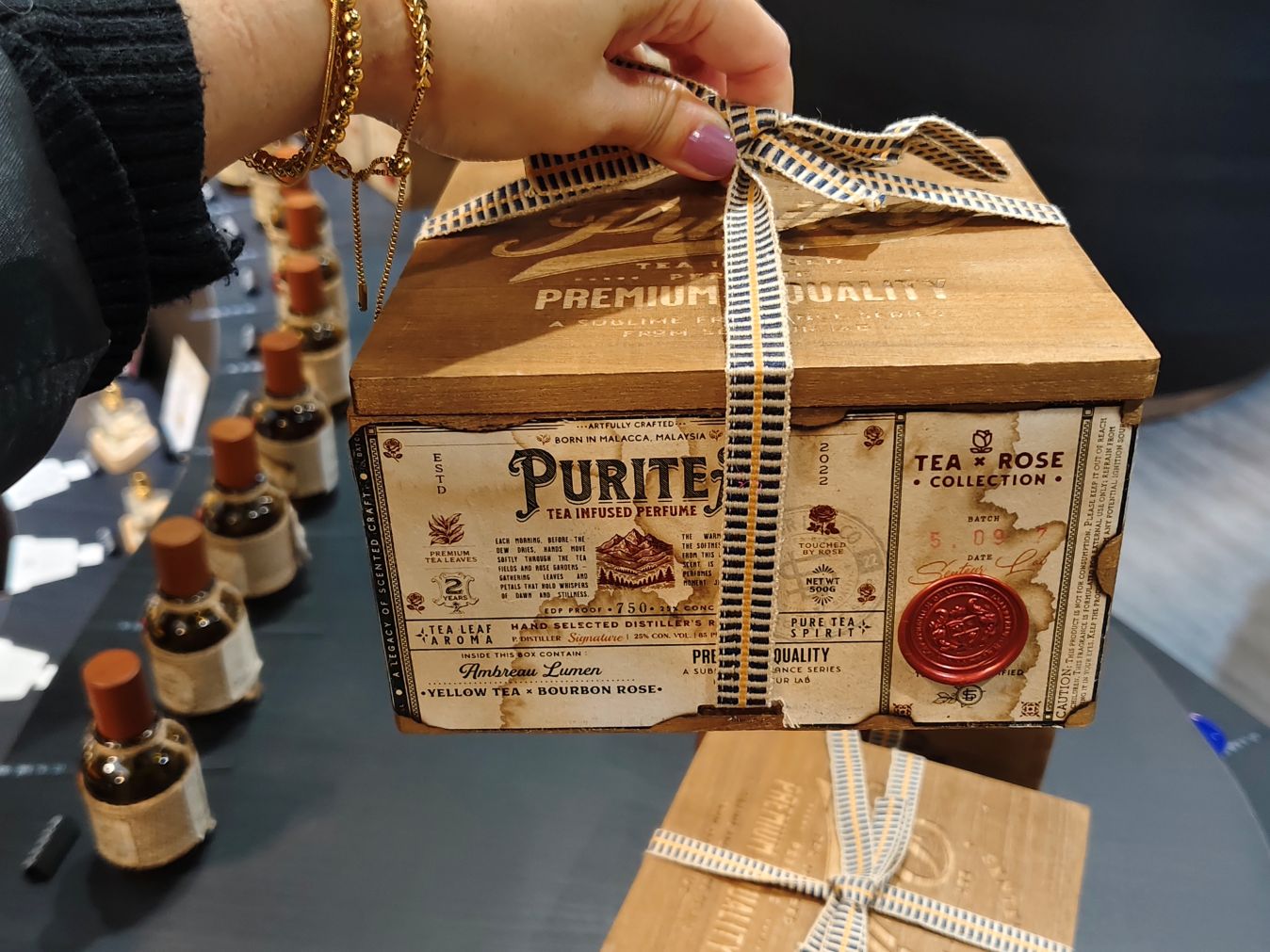 桃園大江購物中心、2026賀歲慶裝置藝術開箱、吃喝玩樂買一站式悠遊逛街城！（全年免費停車）